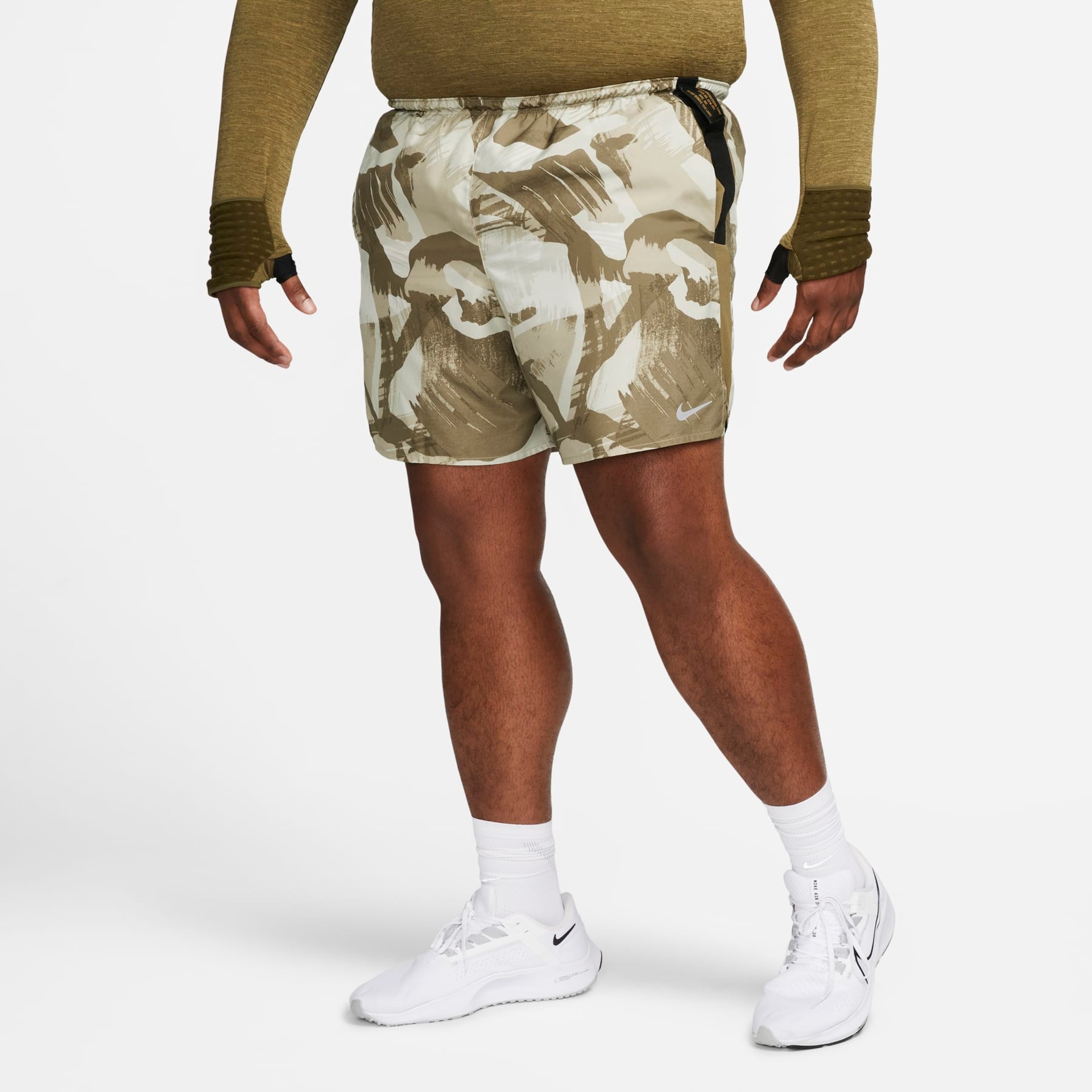 Shorts Nike Challenger Masculino - Foto 10