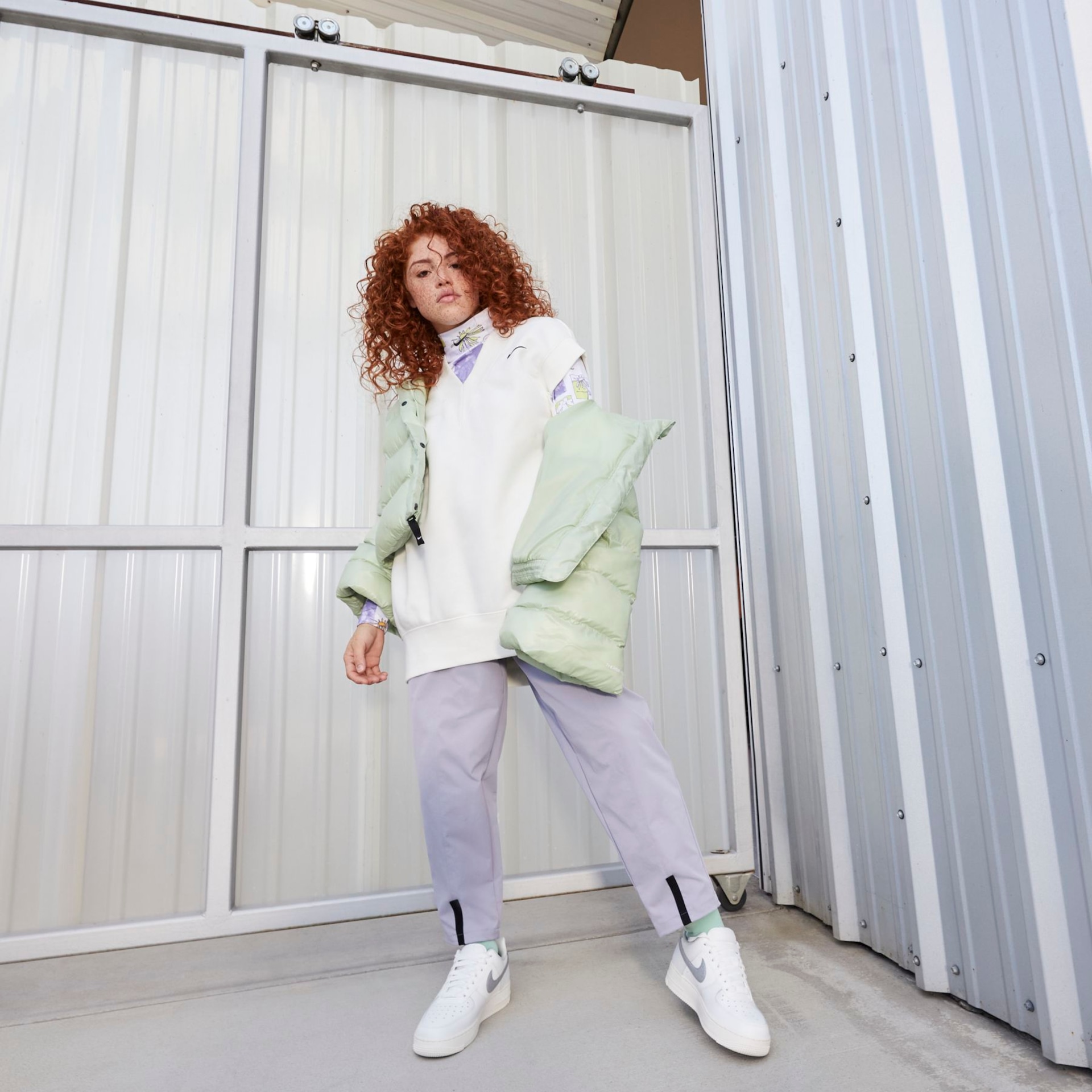 Tênis Nike Air Force 1 '07 Feminino - Foto 2