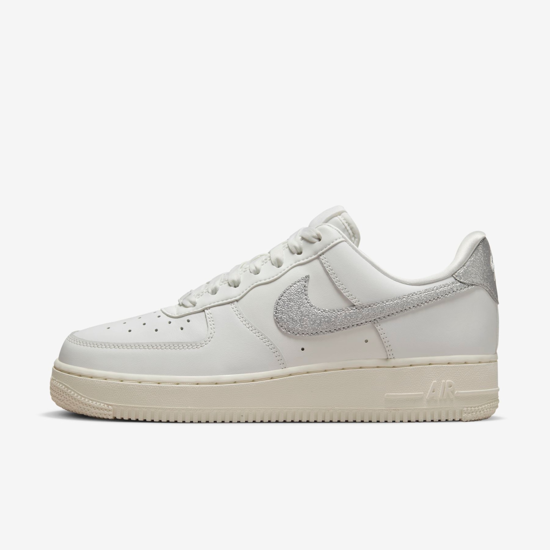 Tênis Nike Air Force 1 '07 Feminino - Foto 1