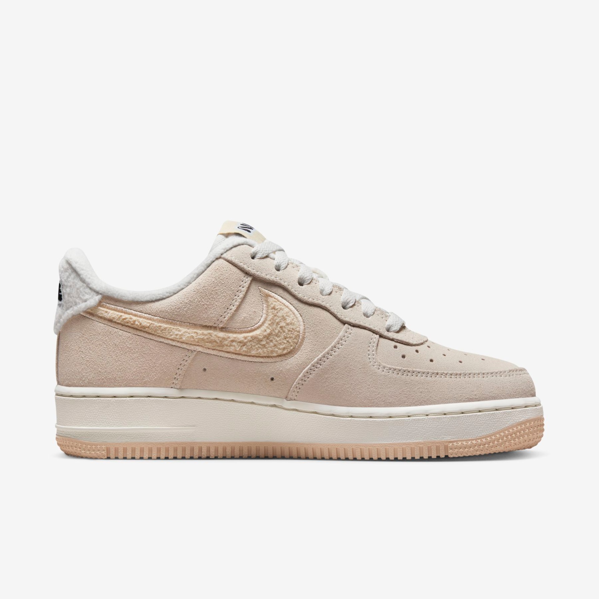 Tênis Nike Air Force 1 '07 SE Feminino - Foto 3