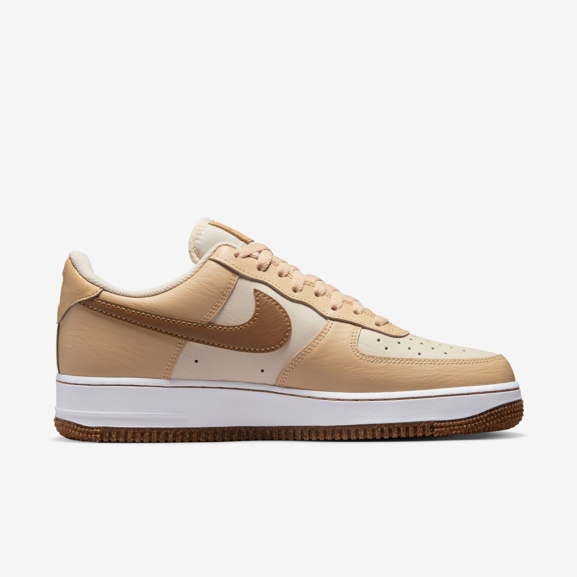 Tênis Nike Air Force 1 '07 LV8 EMB Masculino - Foto 3