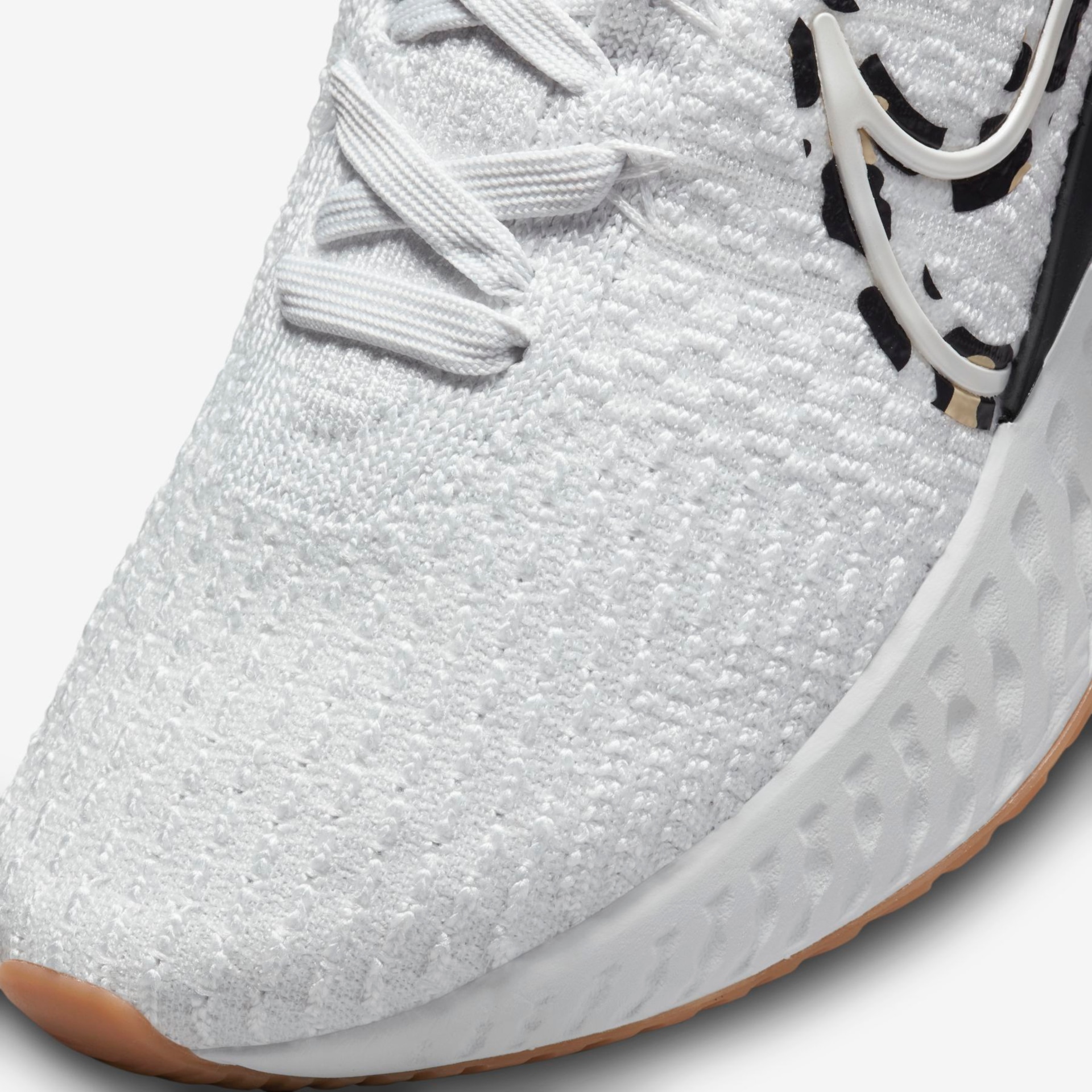 Tênis Nike React Infinity Run Feminino - Foto 7