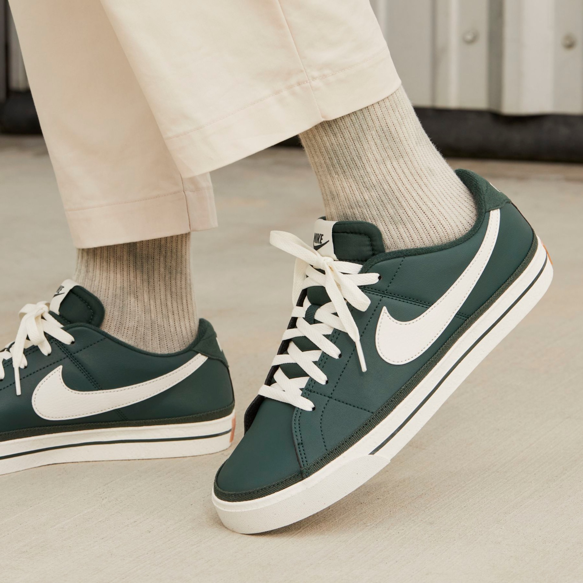 Tênis Nike Court Legacy Masculino - Foto 2