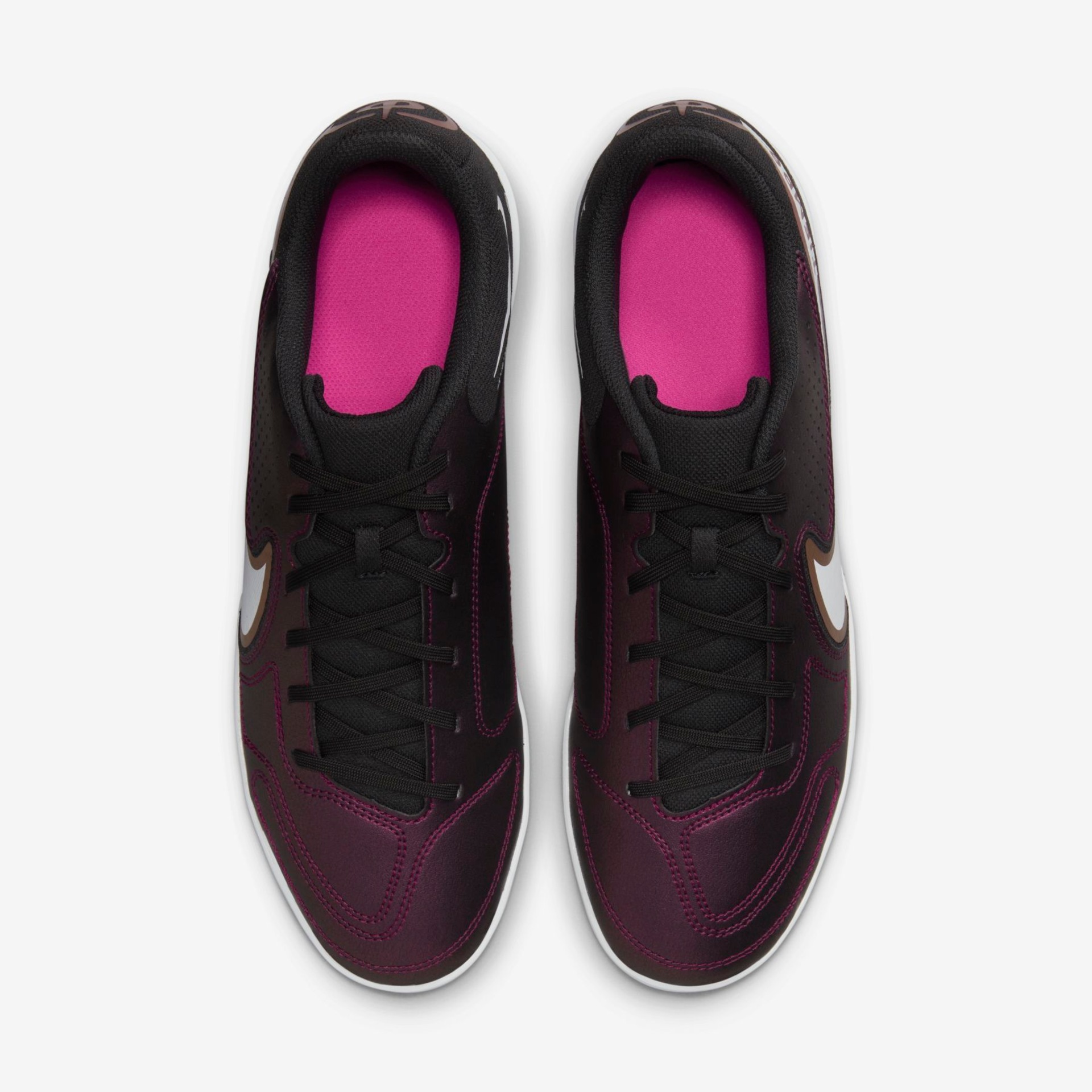 Chuteira Nike Legend 9 Club Futsal - Foto 4