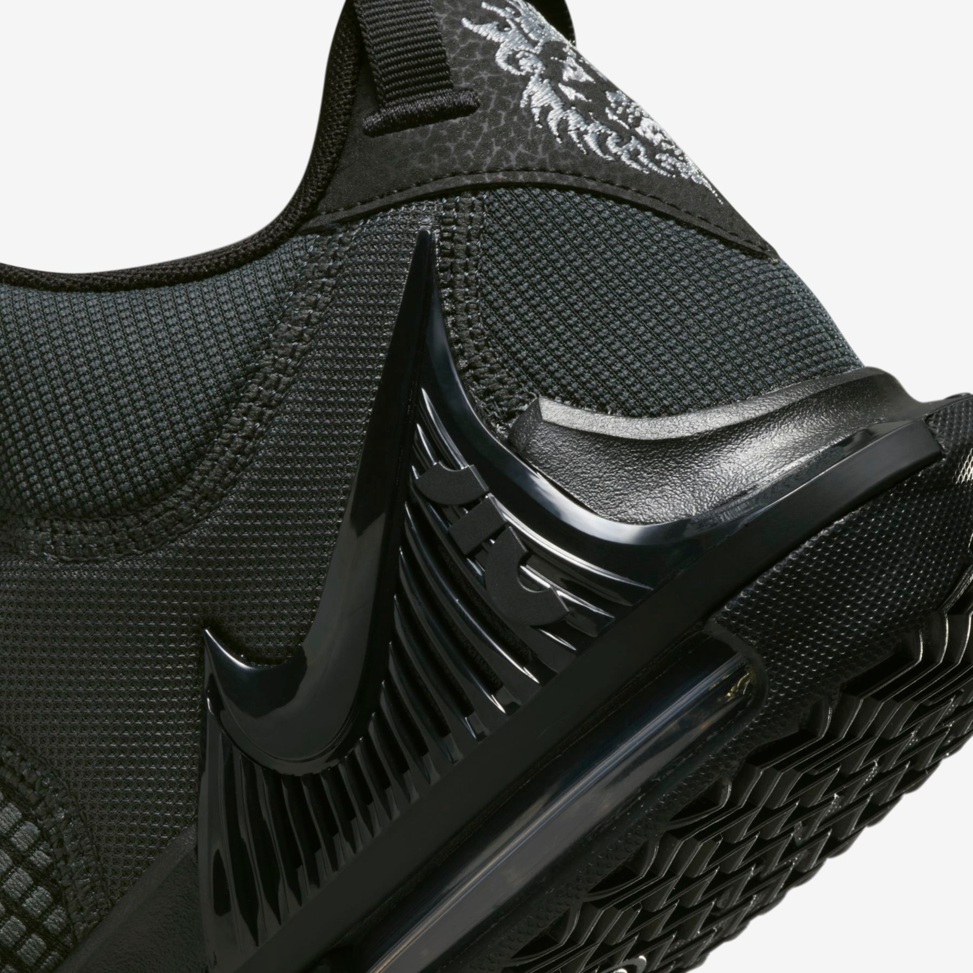 Tênis Nike LeBron Witness 7 Masculino - Foto 8