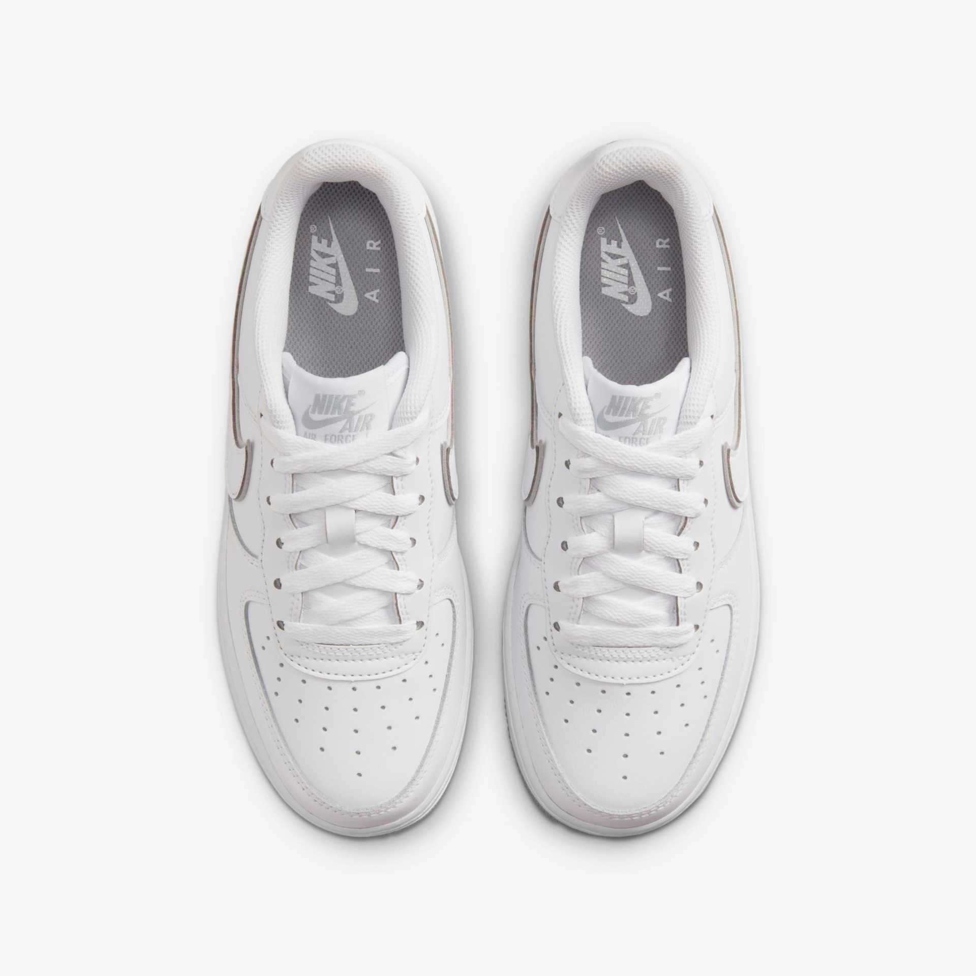 Tênis Nike Air Force 1 Infantil - Foto 4