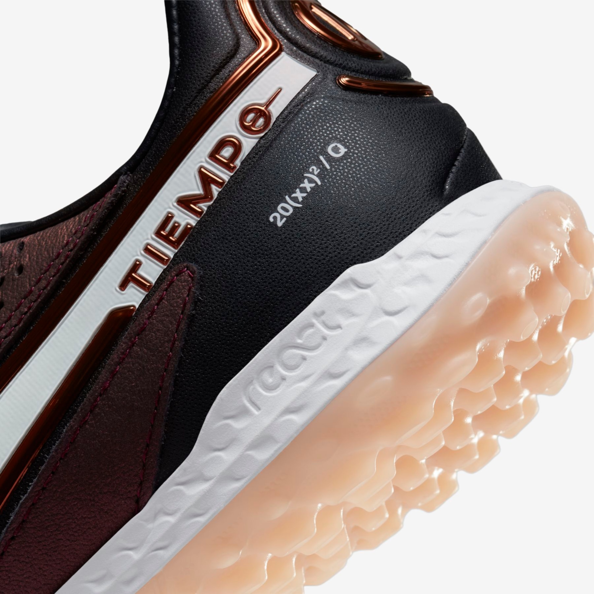 Chuteira Nike React Tiempo Legend 9 Pro Society - Foto 8