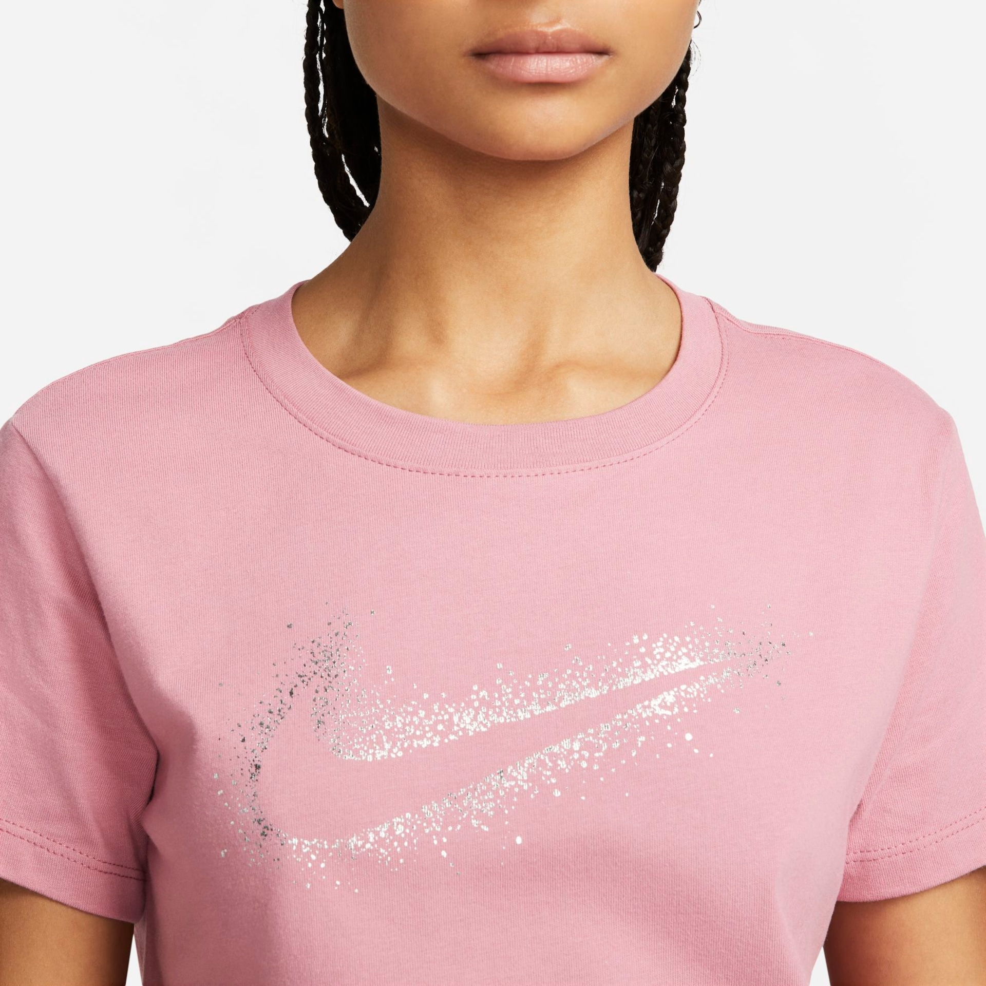 Camiseta Nike Sportswear Swoosh Feminina - Foto 3