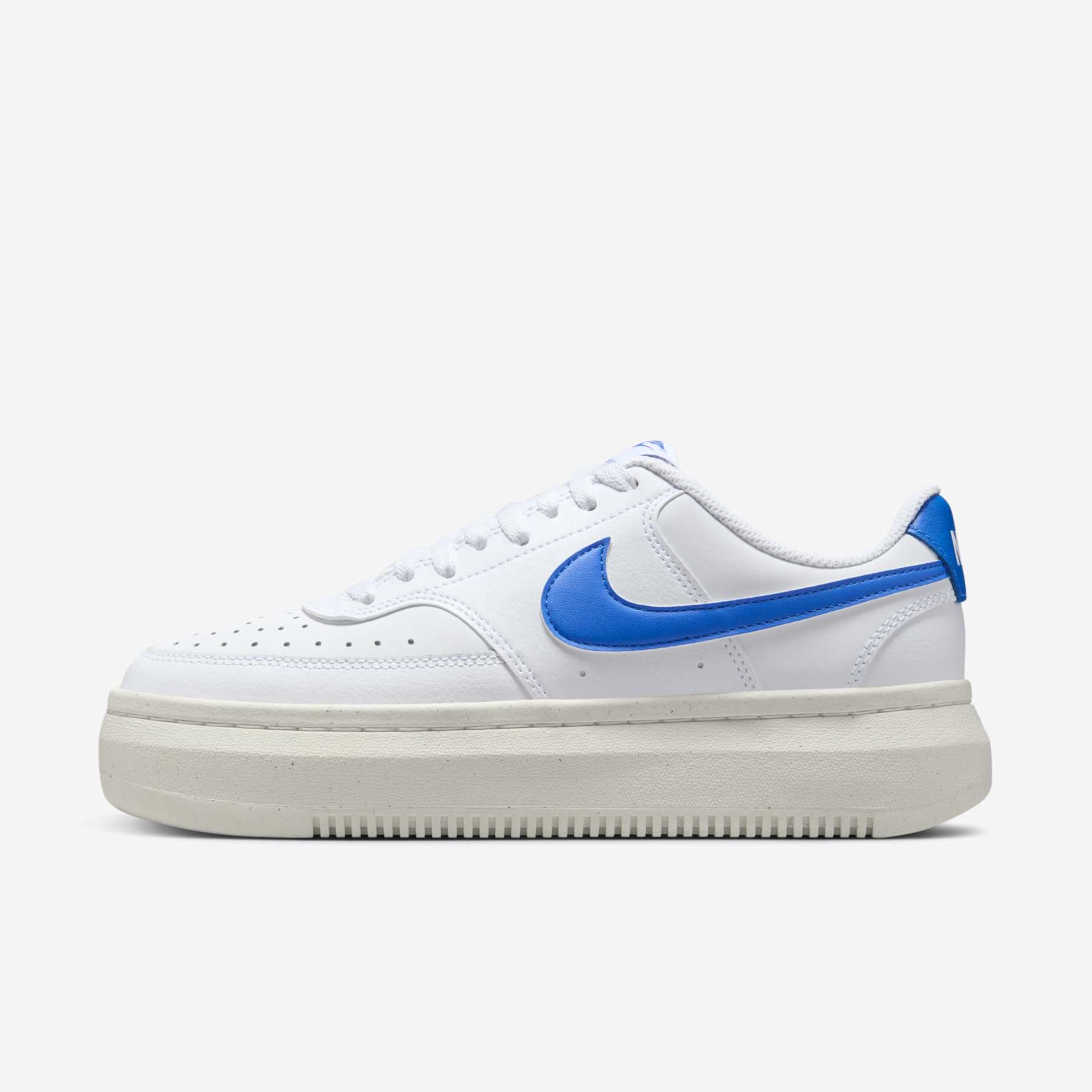 Imagem principal de Tênis Nike Court Vision Alta Feminino