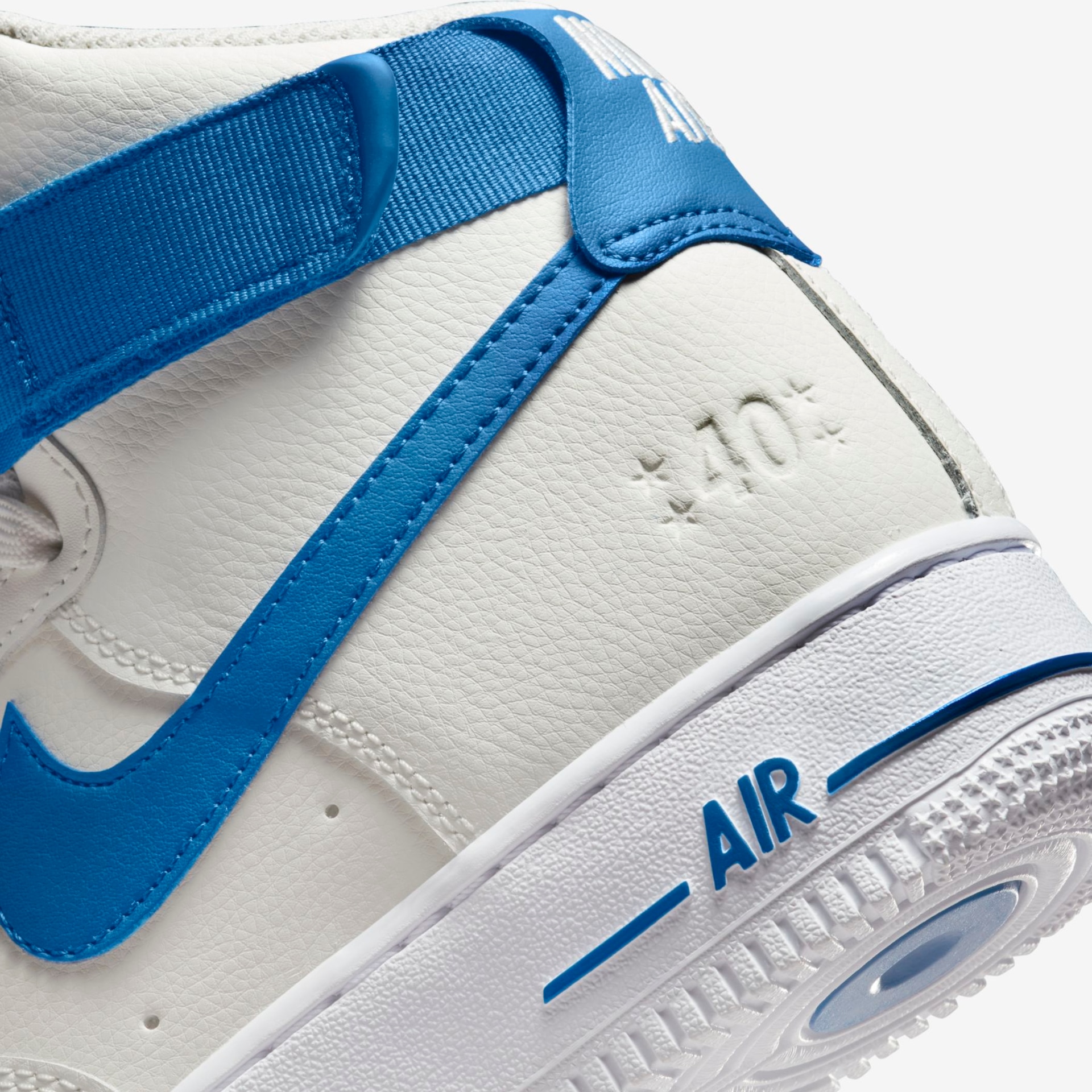 Tênis Nike Air Force 1 High SE Feminino - Foto 8