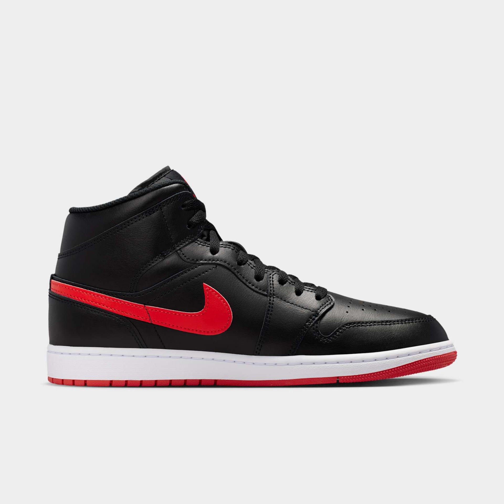 Tênis Air Jordan 1 Mid Masculino - Foto 3