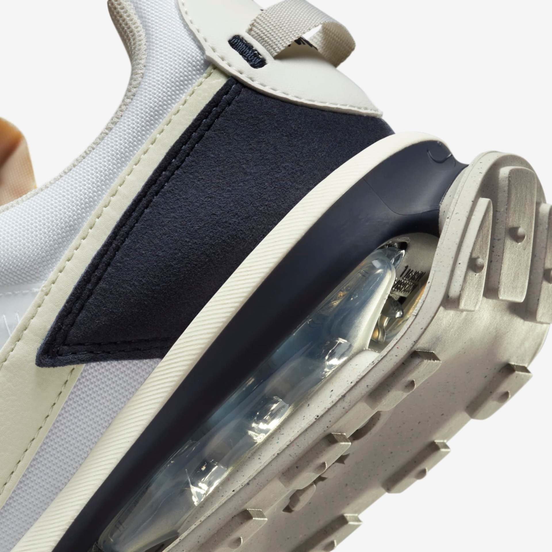 Tênis Nike Air Max Pre-Day Masculino - Foto 11