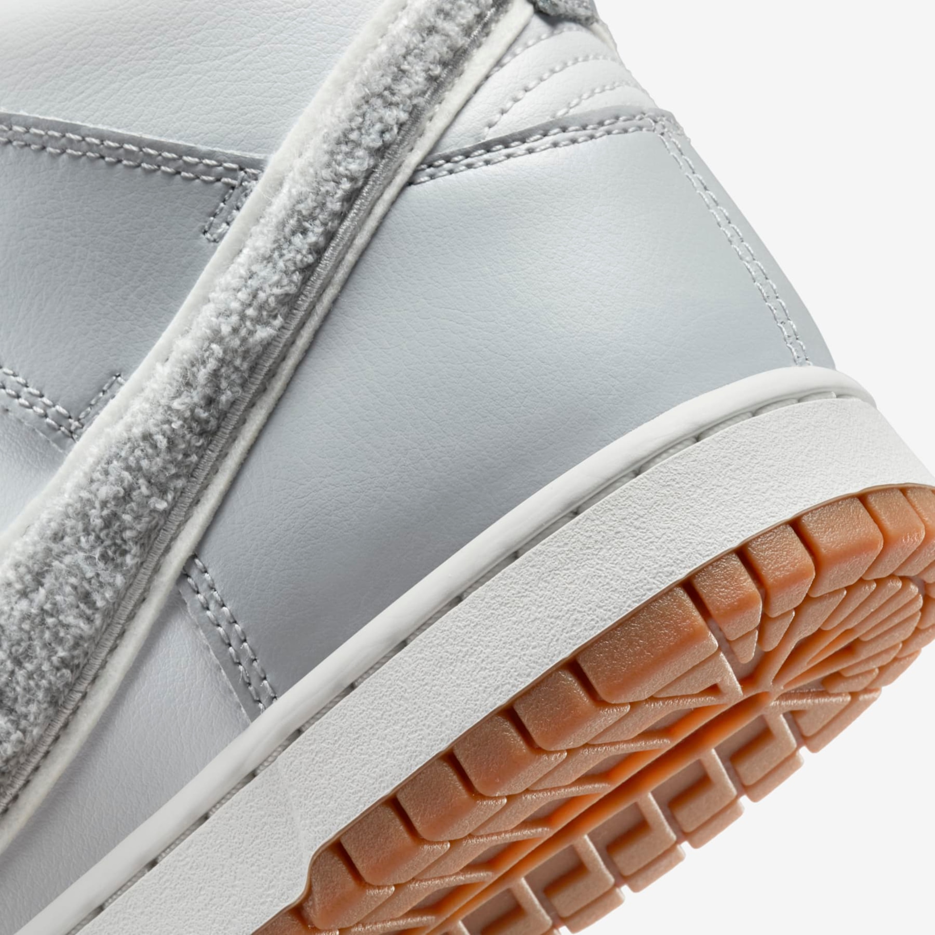 Tênis Nike Dunk High Retro Masculino - Foto 9