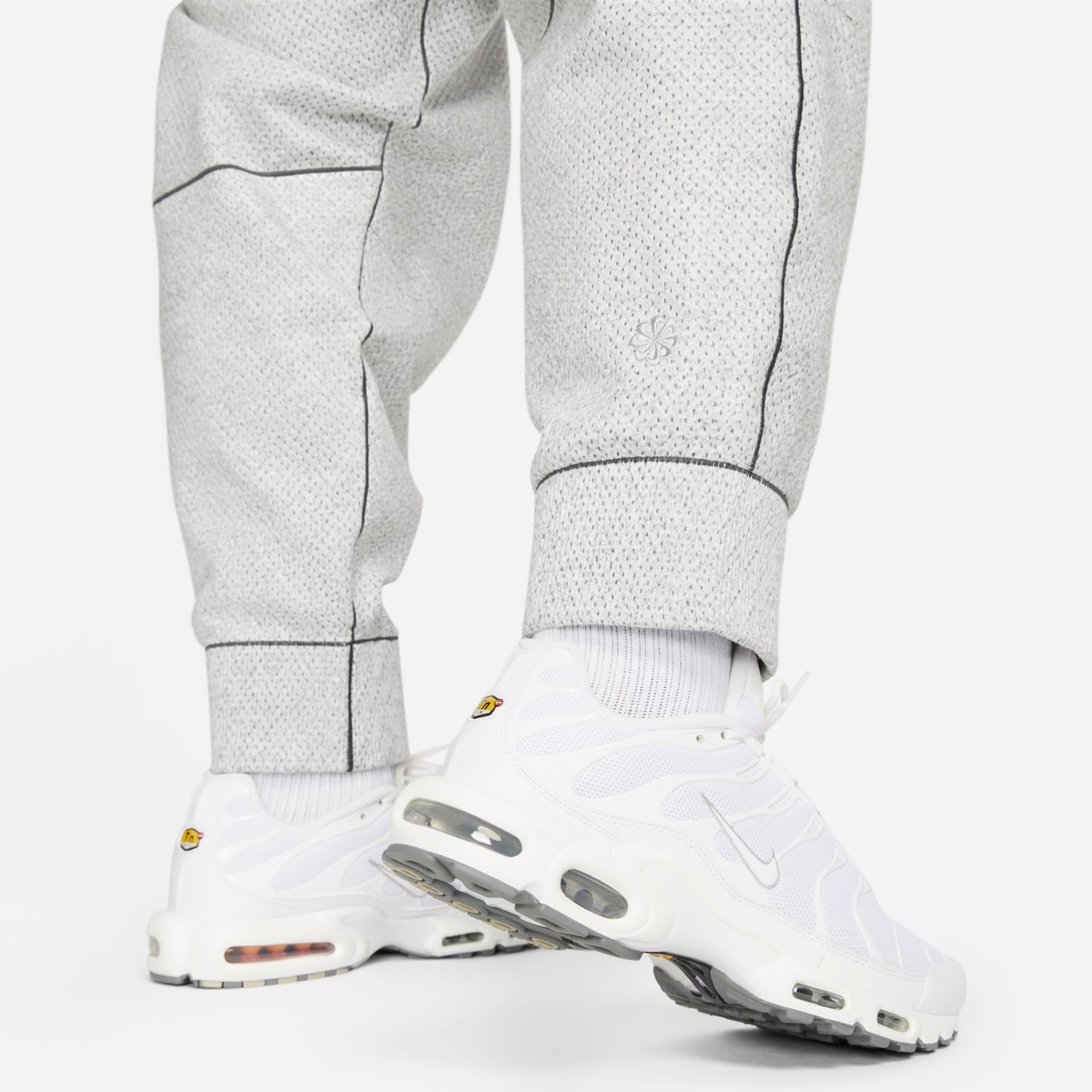 Calça Nike Sportswear ADV Masculina - Foto 13