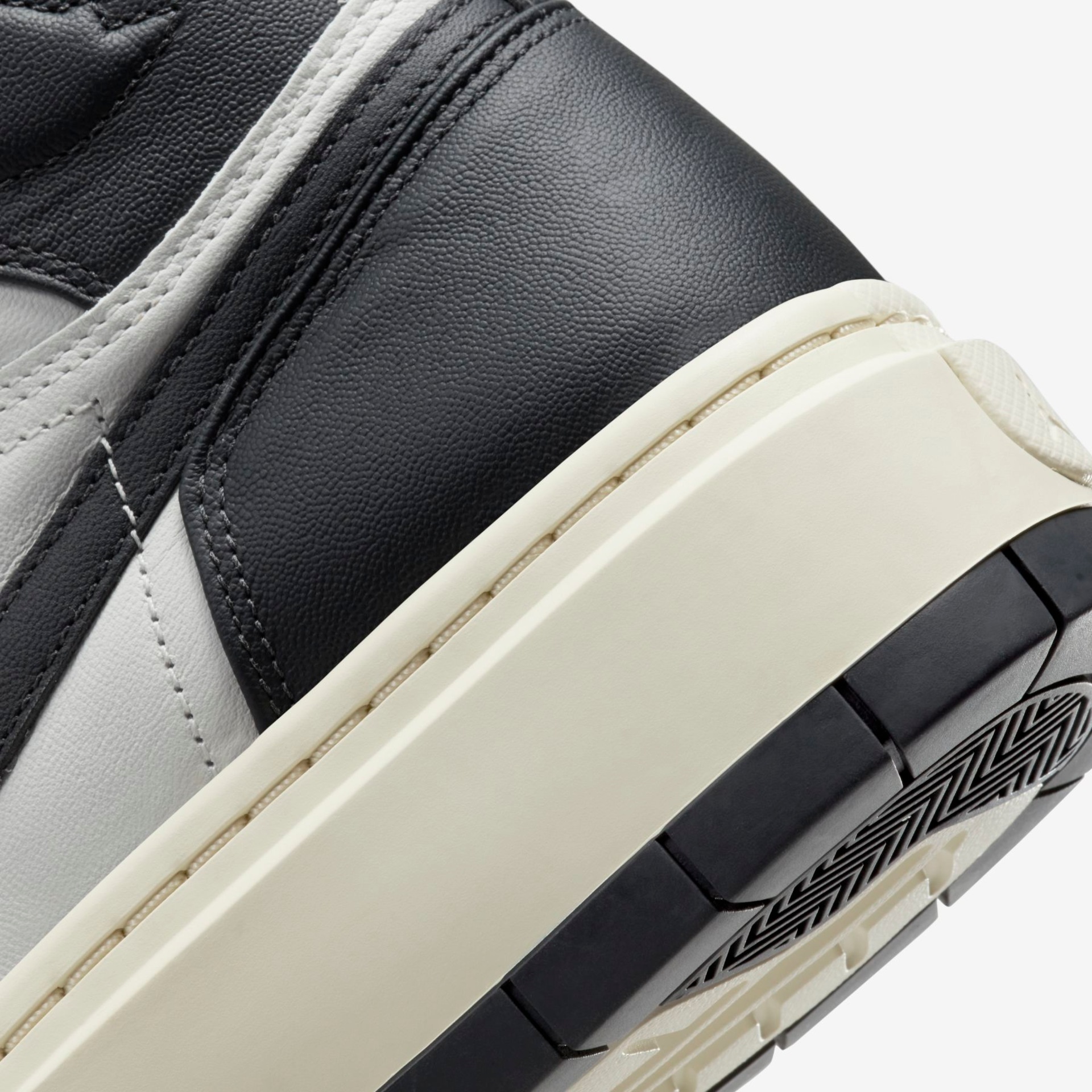 Tênis Nike Air Jordan 1 Elevate Feminino - Foto 8