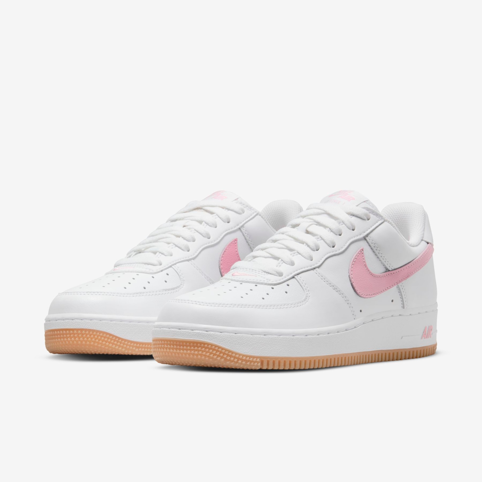 Tênis Nike Air Force 1 Low Retro - Foto 5