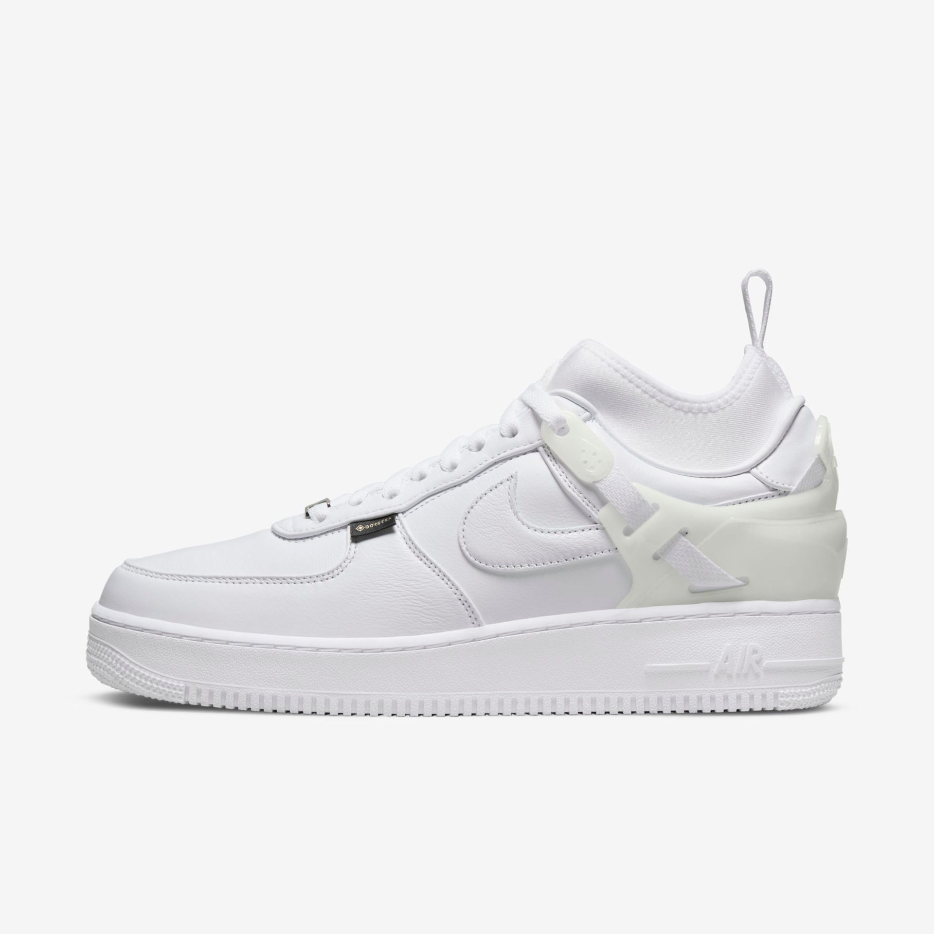 Tênis Nike Air Force 1 Low x UNDERCOVER - Foto 1