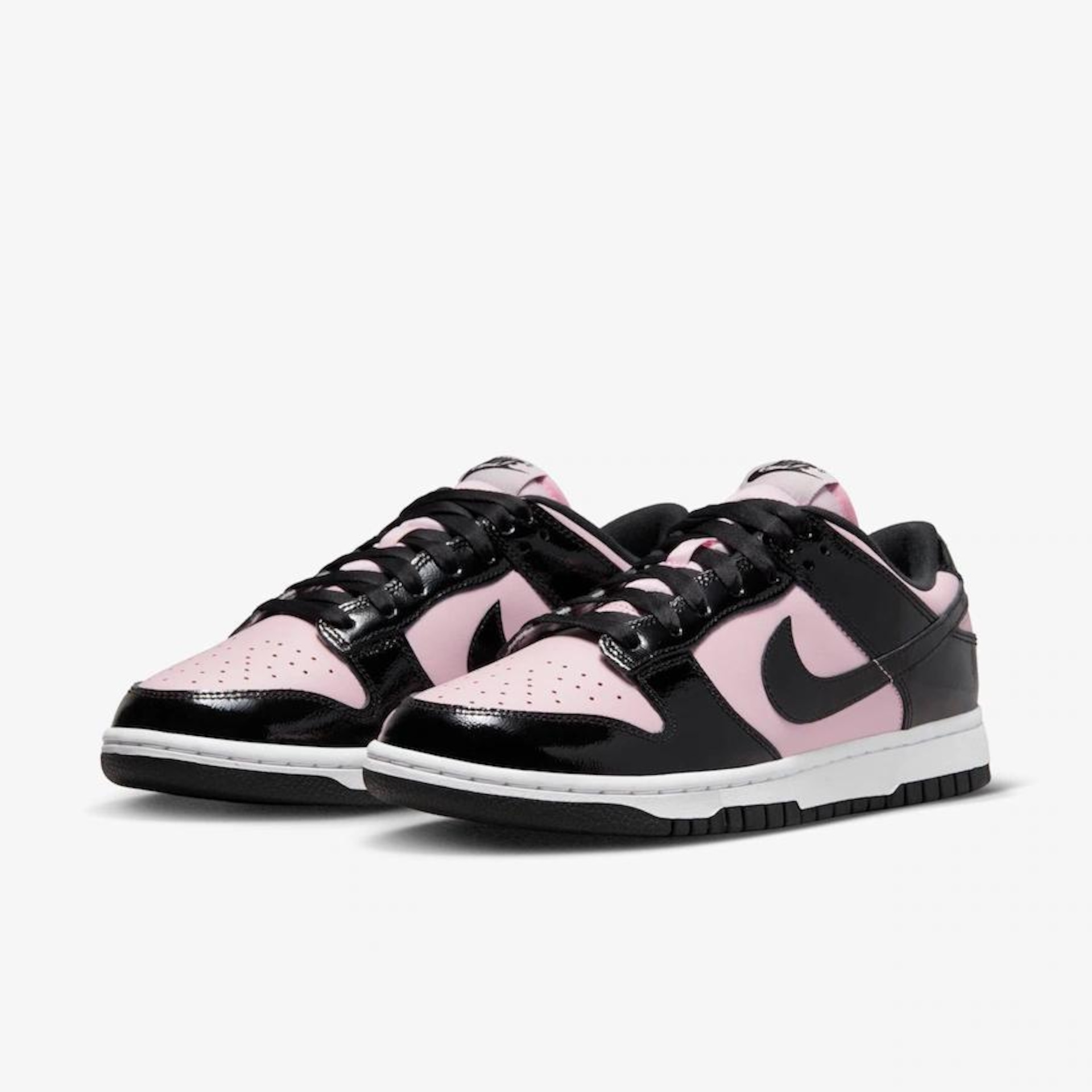 Tênis Nike Dunk Low Feminino - Foto 6