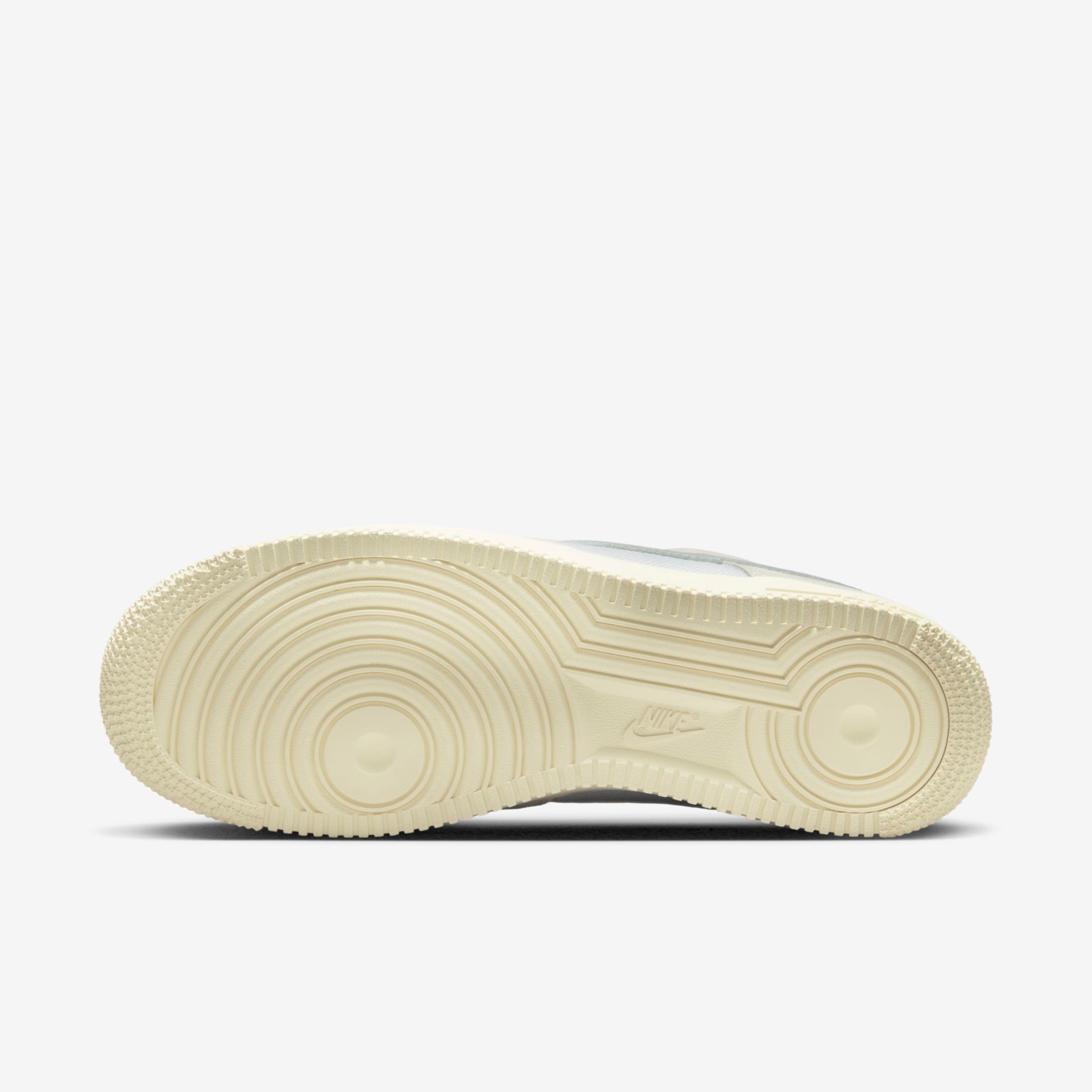 Tênis Nike Air Force 1 - Foto 2