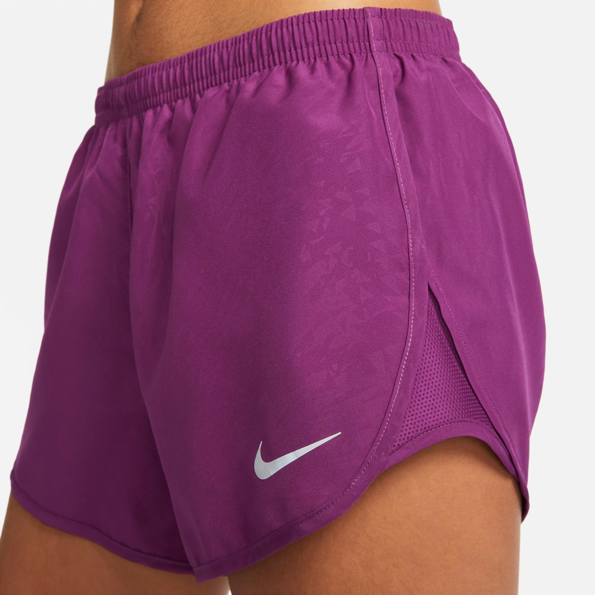 Shorts Nike Dri-FIT Feminino - Foto 4