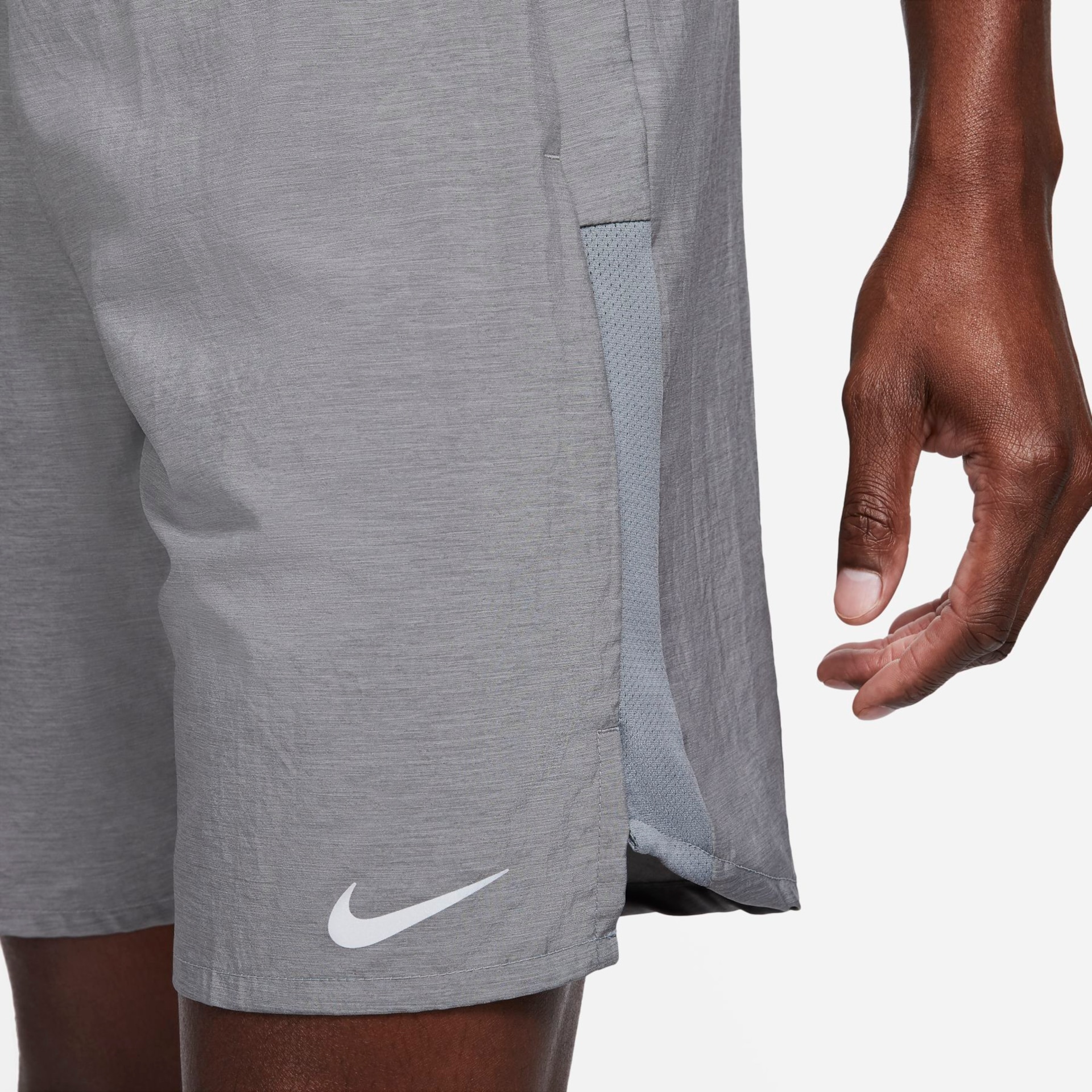 Shorts Nike Challenger Masculino - Foto 4