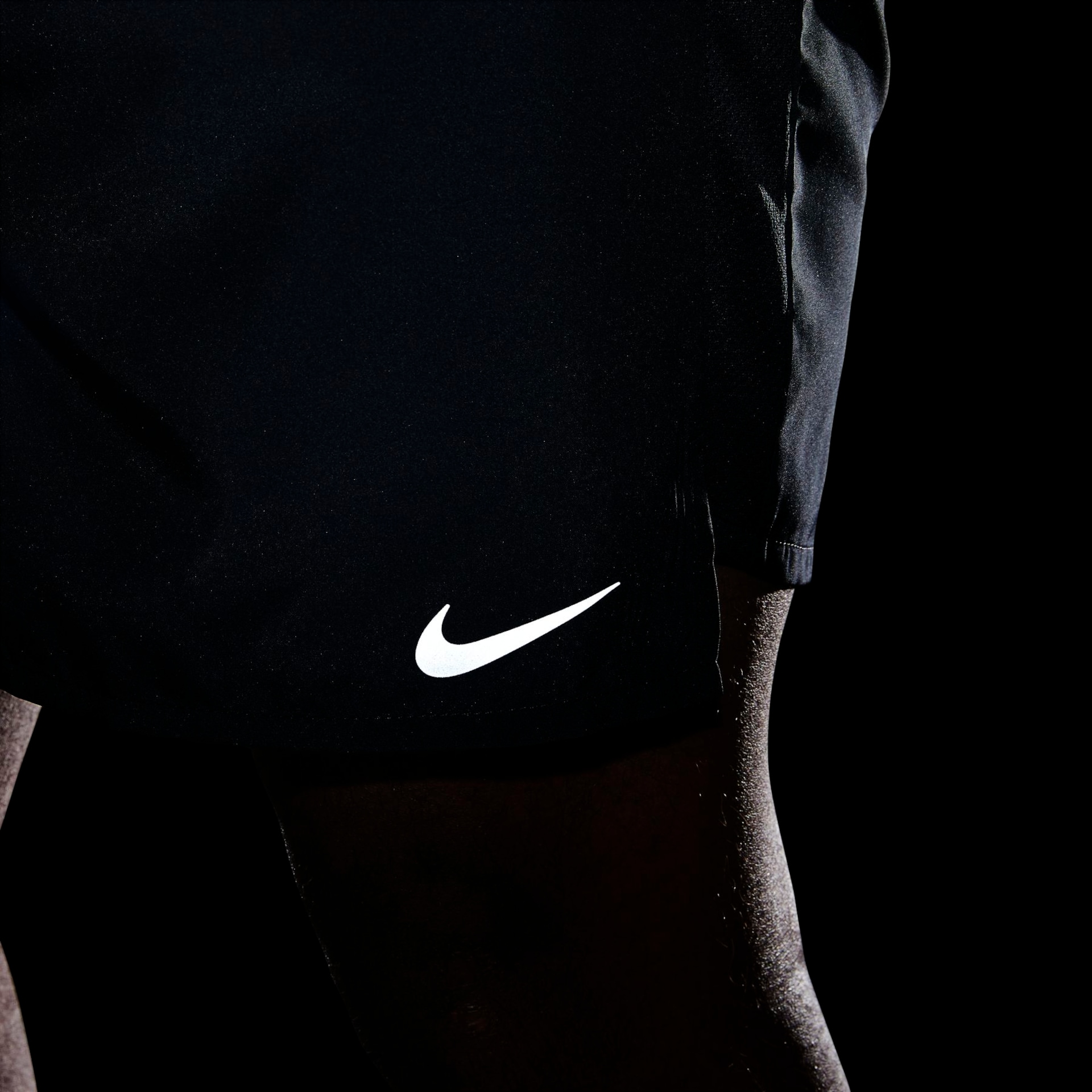 Shorts Nike Challenger Masculino - Foto 19