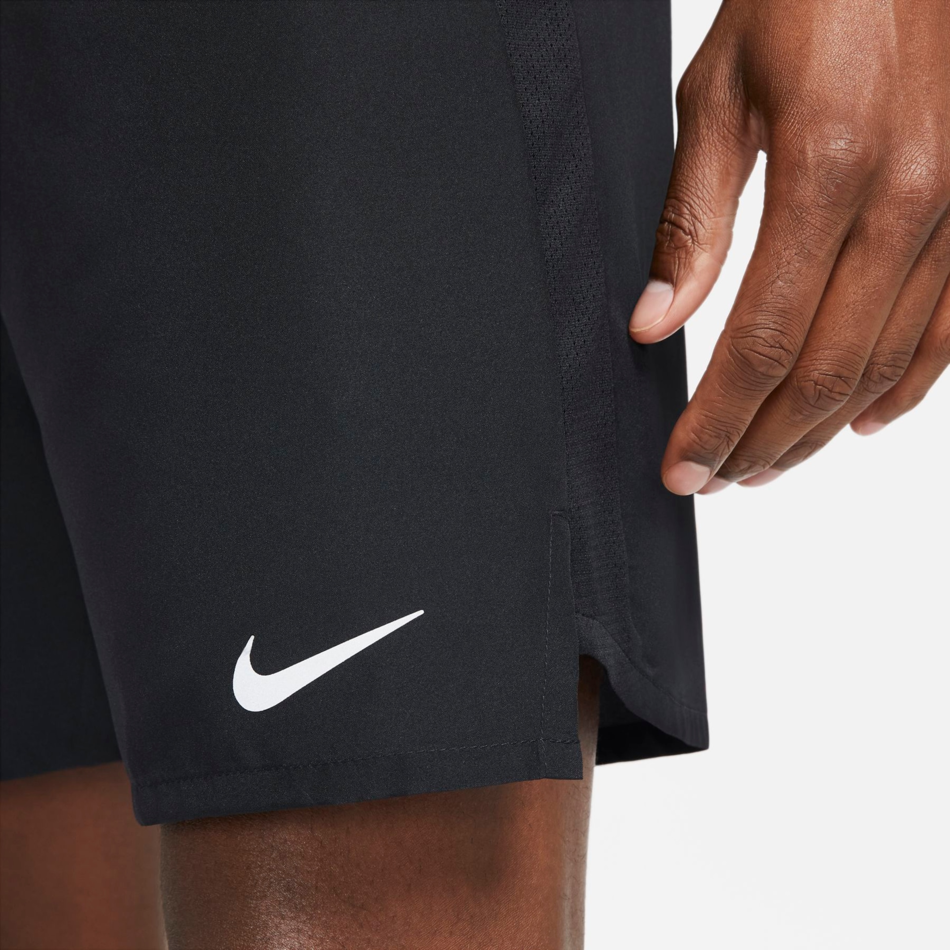 Shorts Nike Challenger Masculino - Foto 4