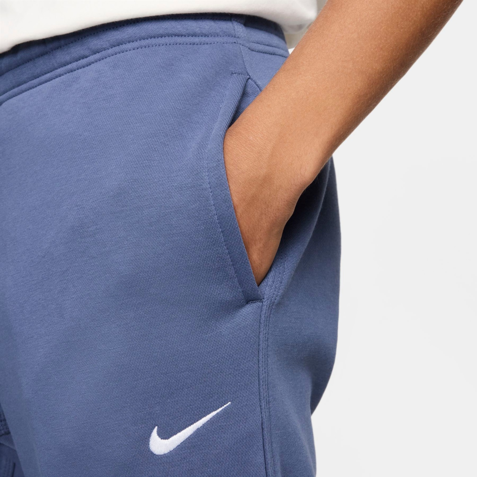 Calça Nike Club Fleece Masculina - Foto 4
