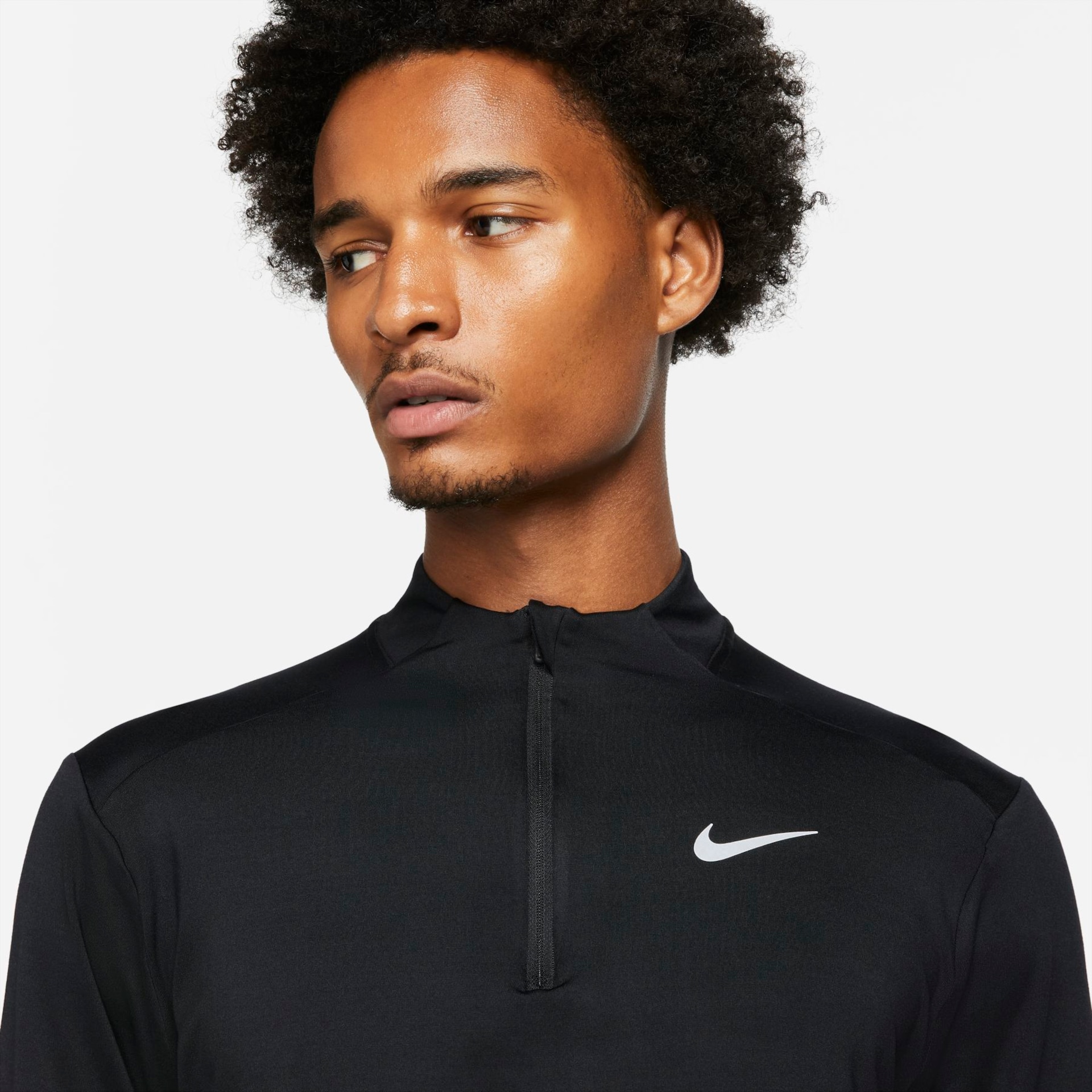 Camiseta Nike Dri-FIT Element Masculina - Foto 3