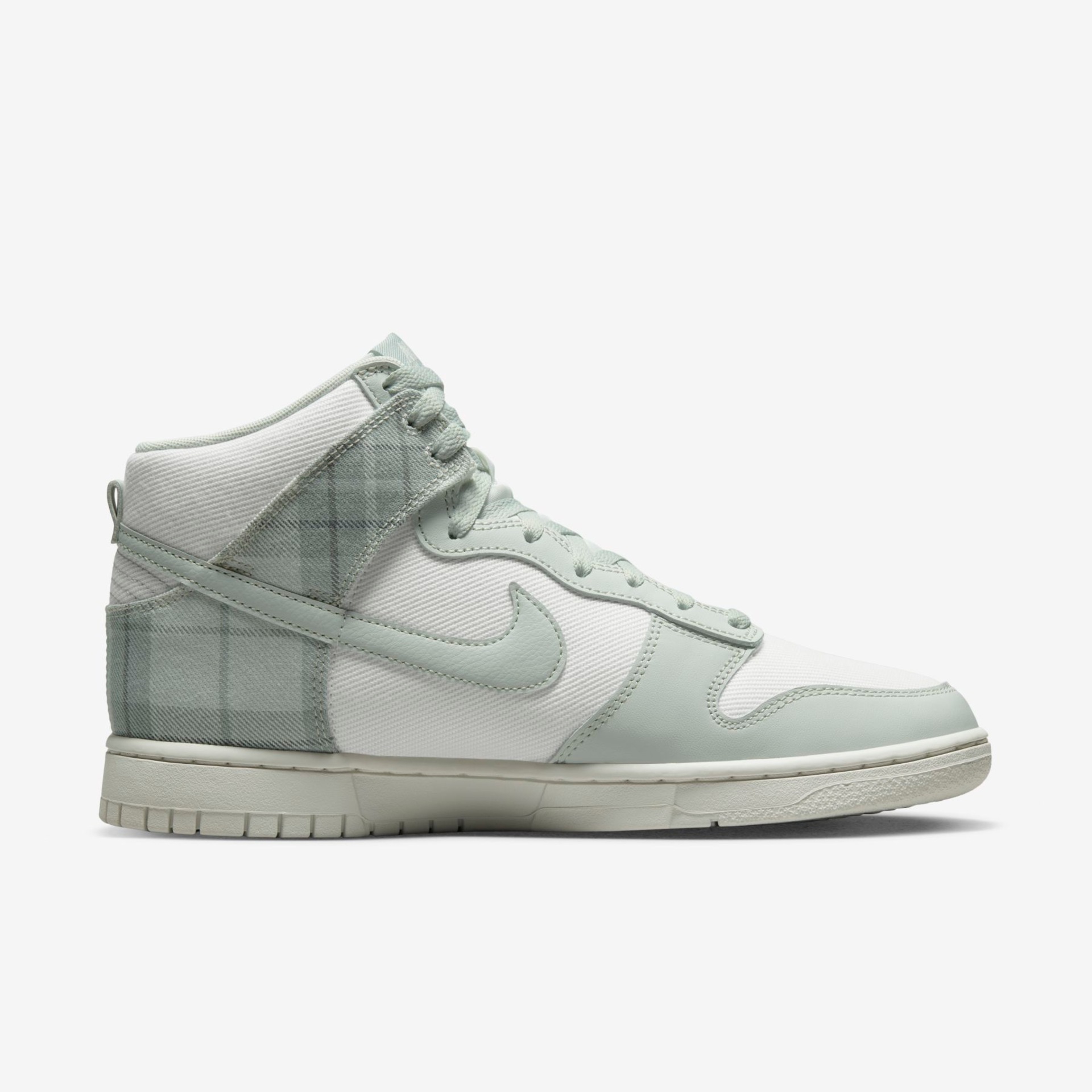 Tênis Nike Dunk HI Retro SE Masculino - Foto 3