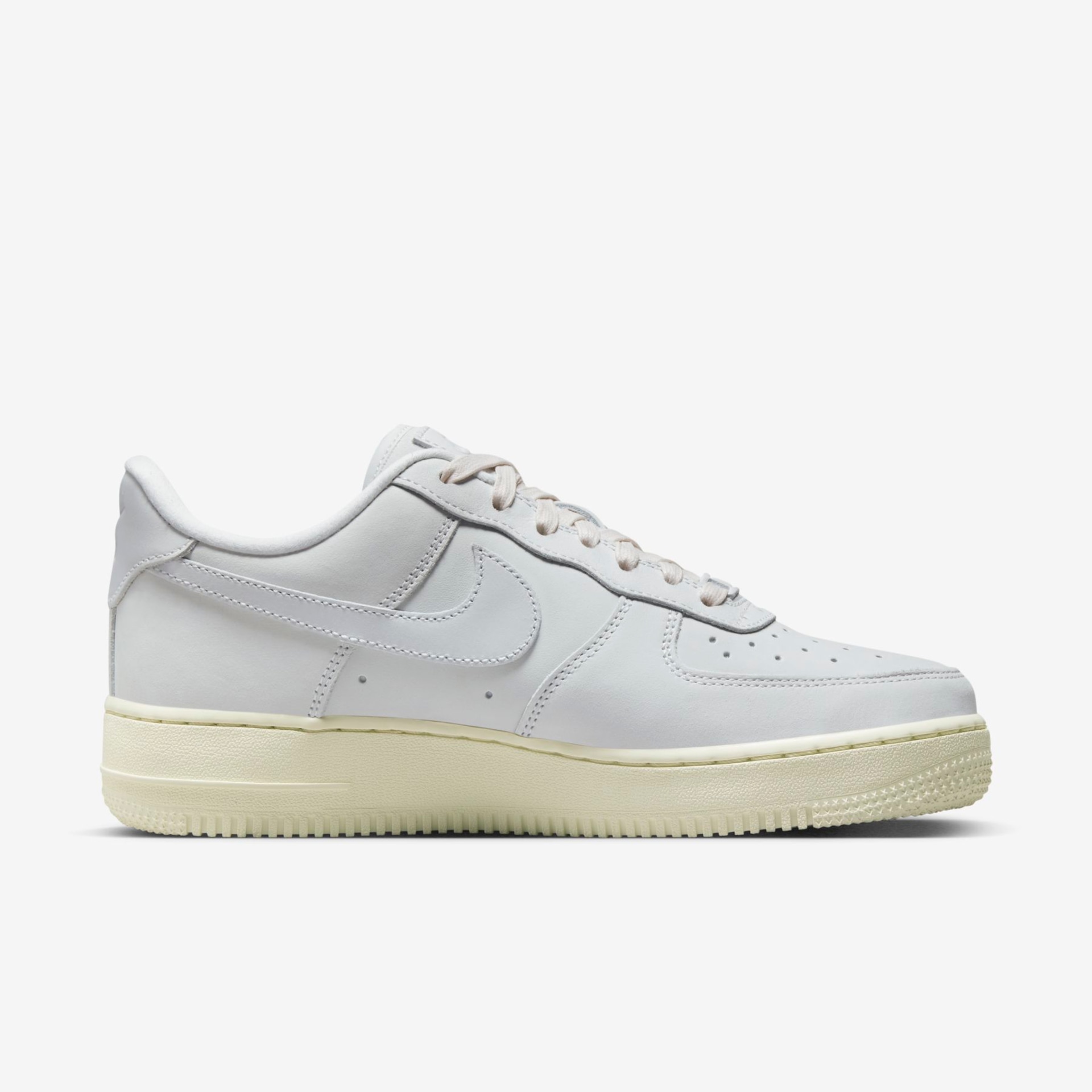 Tênis Nike Air Force 1 Premium Feminino - Foto 3