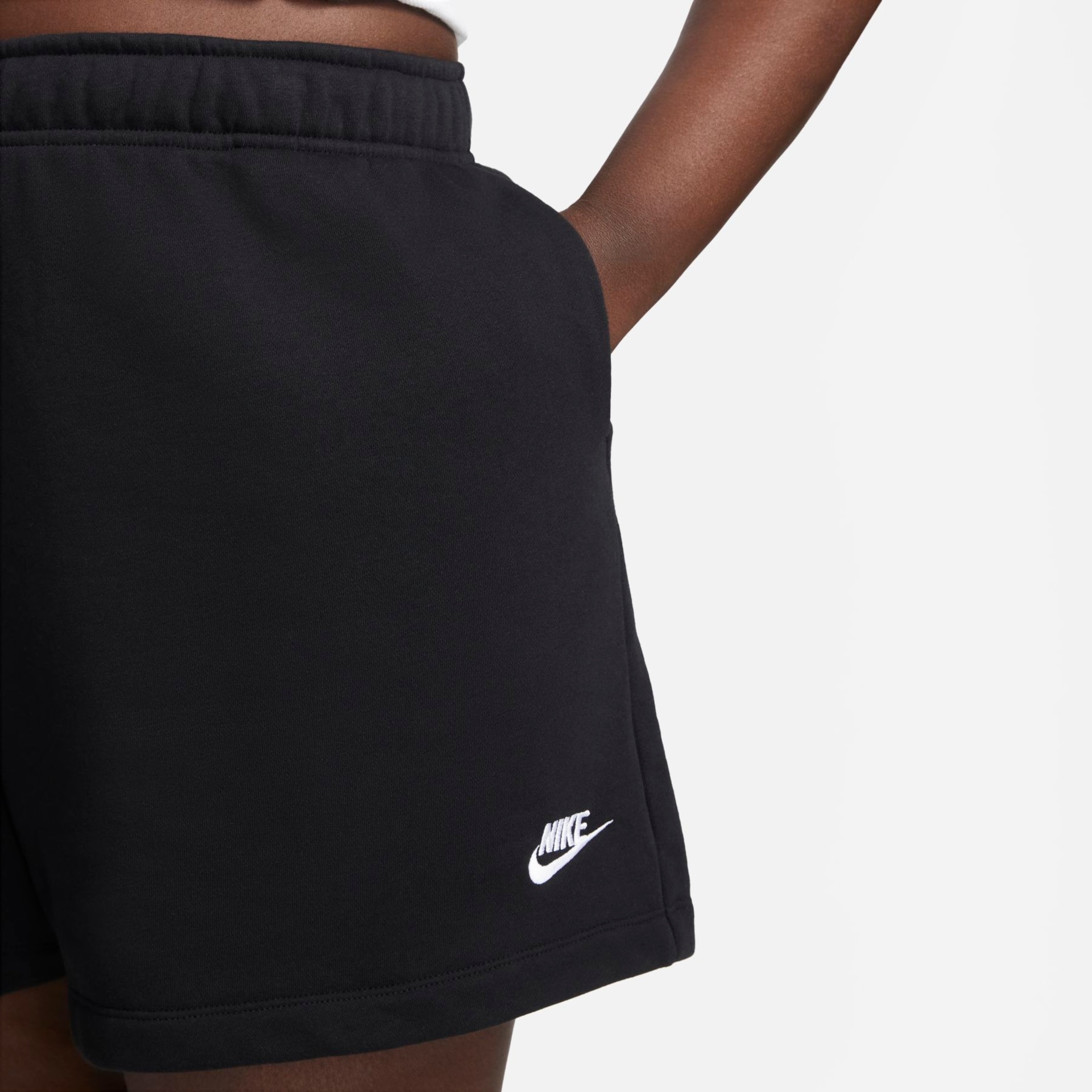 Plus Size - Shorts Nike Feminino - Foto 4