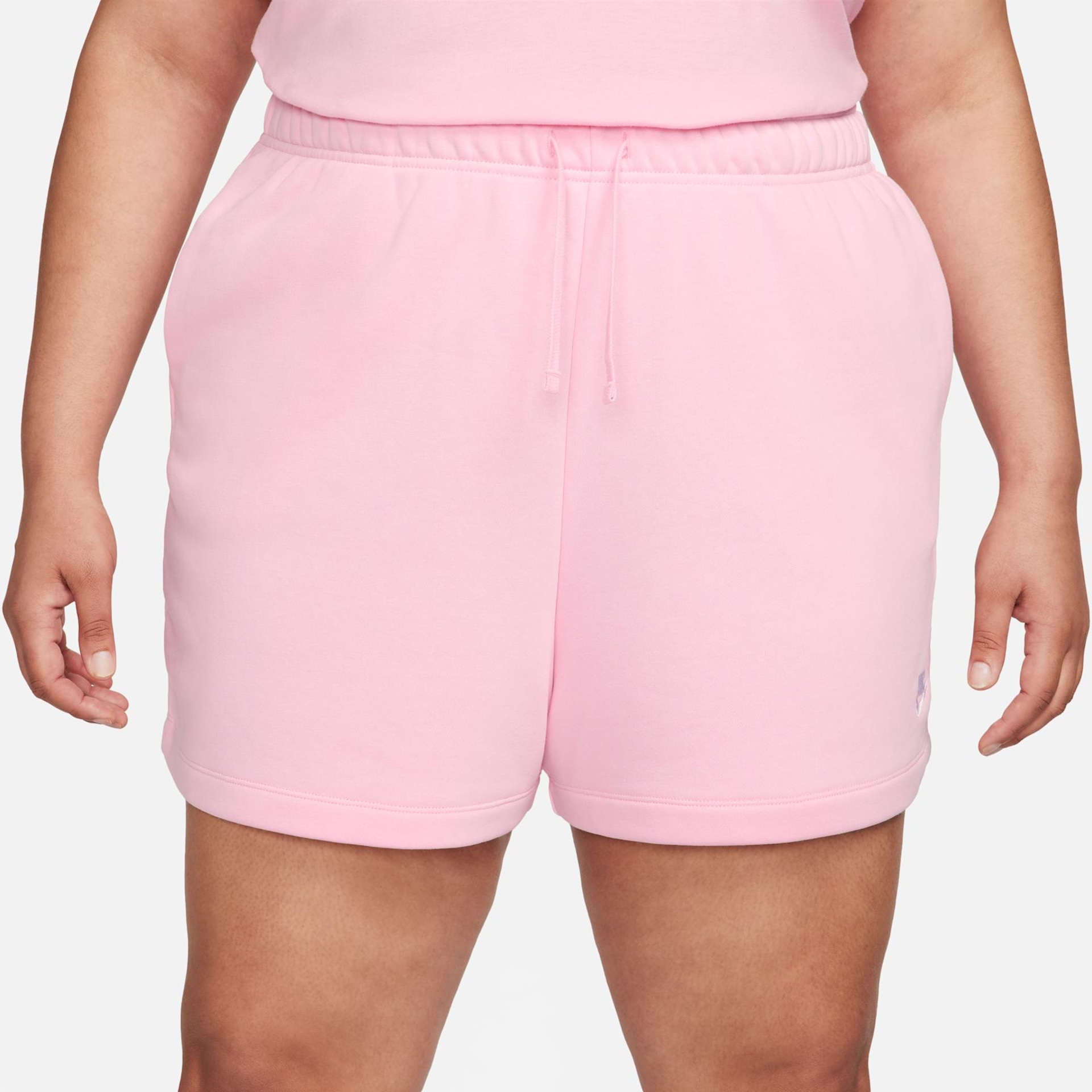 Plus Size - Shorts Nike Feminino - Foto 2