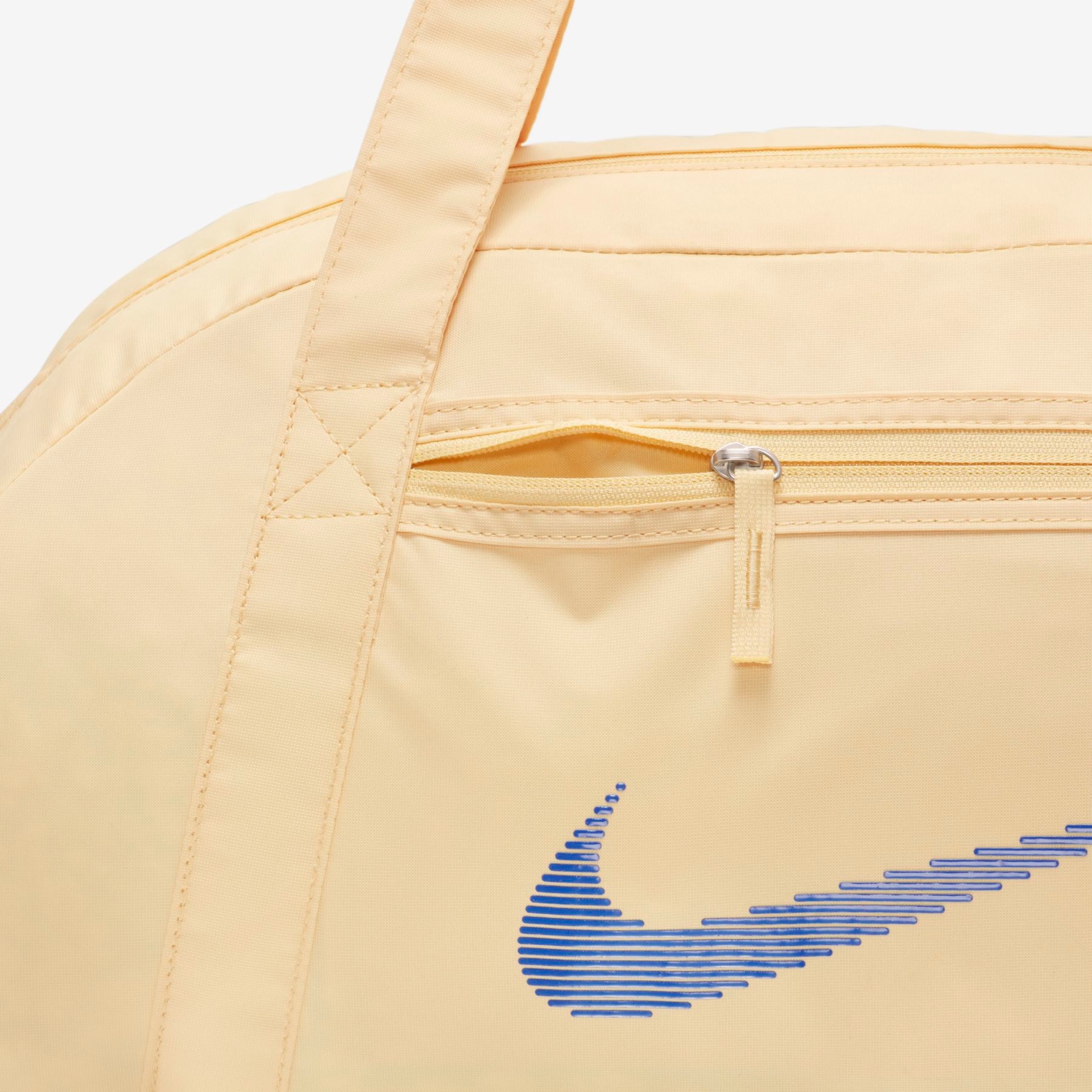 Bolsa Nike Gym Club Feminina - Foto 8