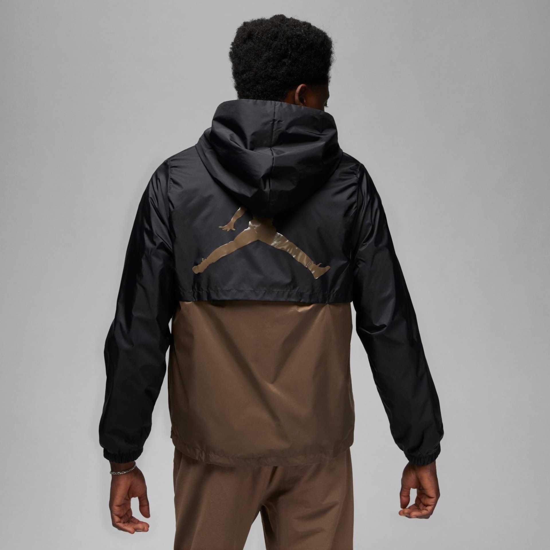 Jaqueta Jordan Essential Woven Masculina - Foto 2