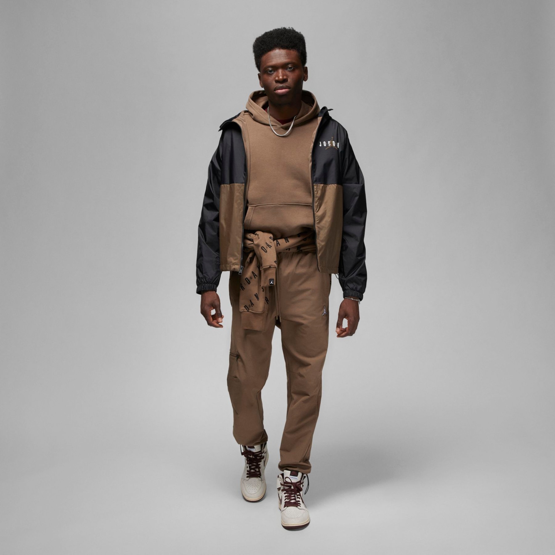 Jaqueta Jordan Essential Woven Masculina - Foto 6