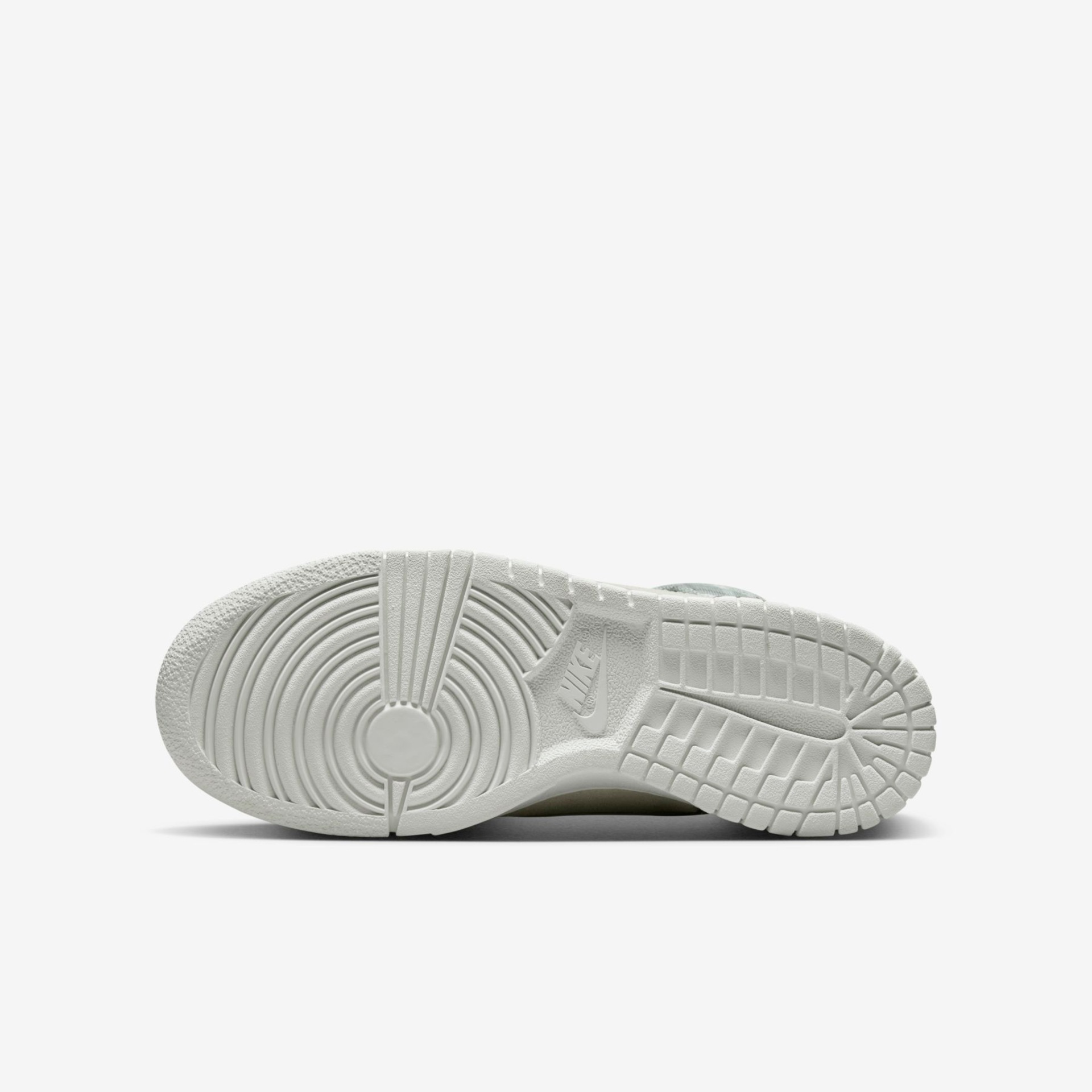 Tênis Nike Dunk High SE Infantil - Foto 2