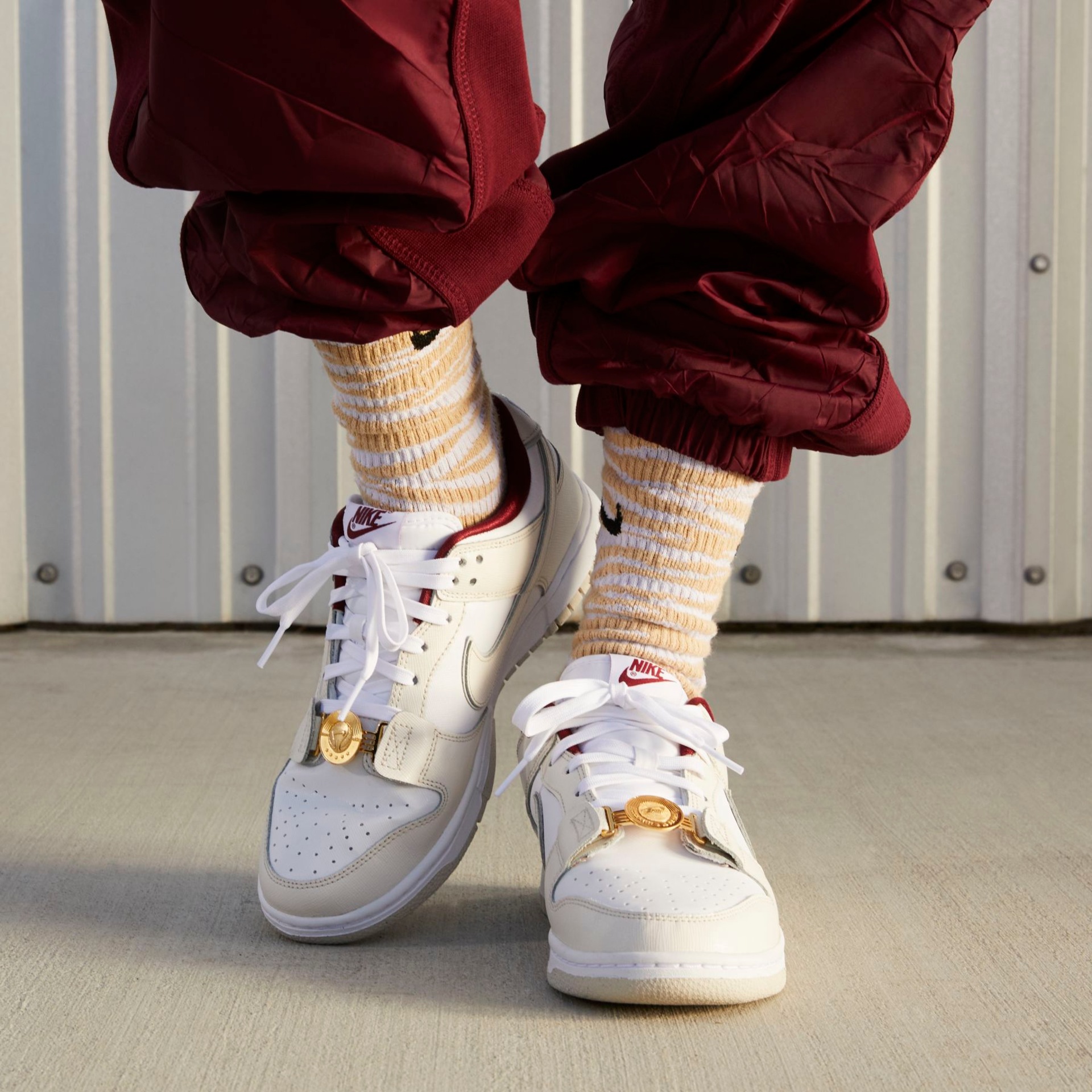 Tênis Nike Dunk Low SE Feminino - Foto 10