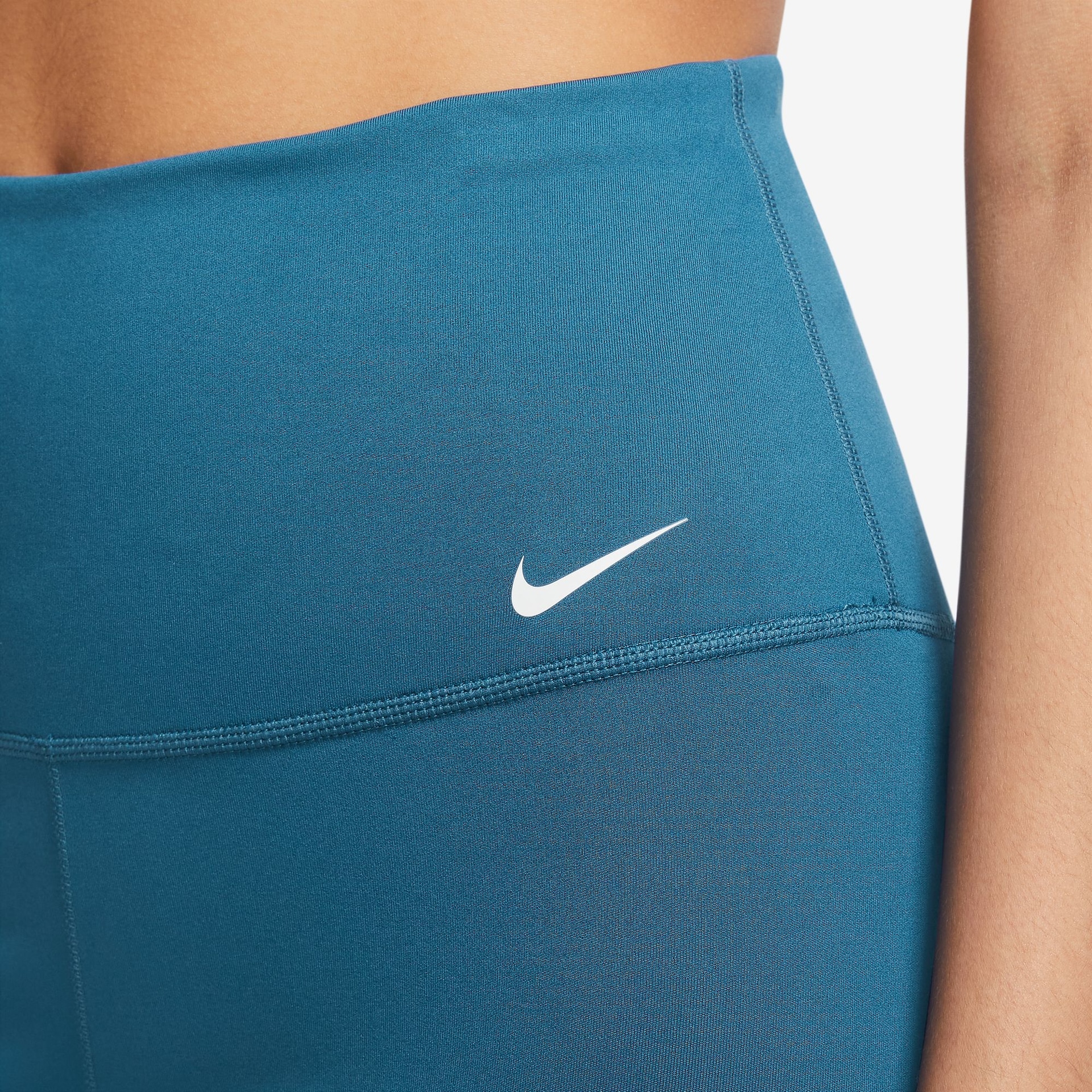 Shorts Nike Dri-FIT One Feminino - Foto 4