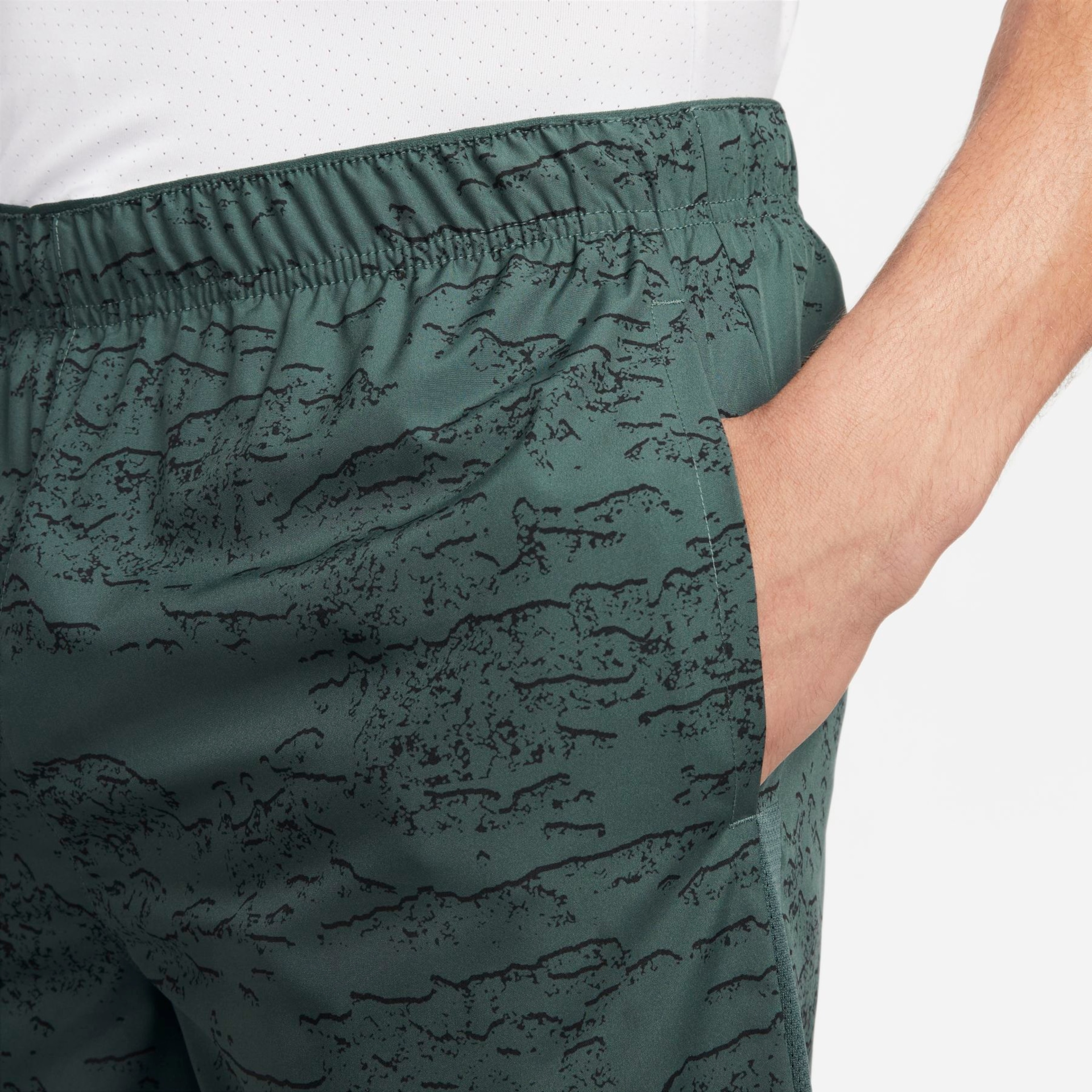 Shorts Nike Dri-FIT Run Division Challenger Masculino - Foto 4