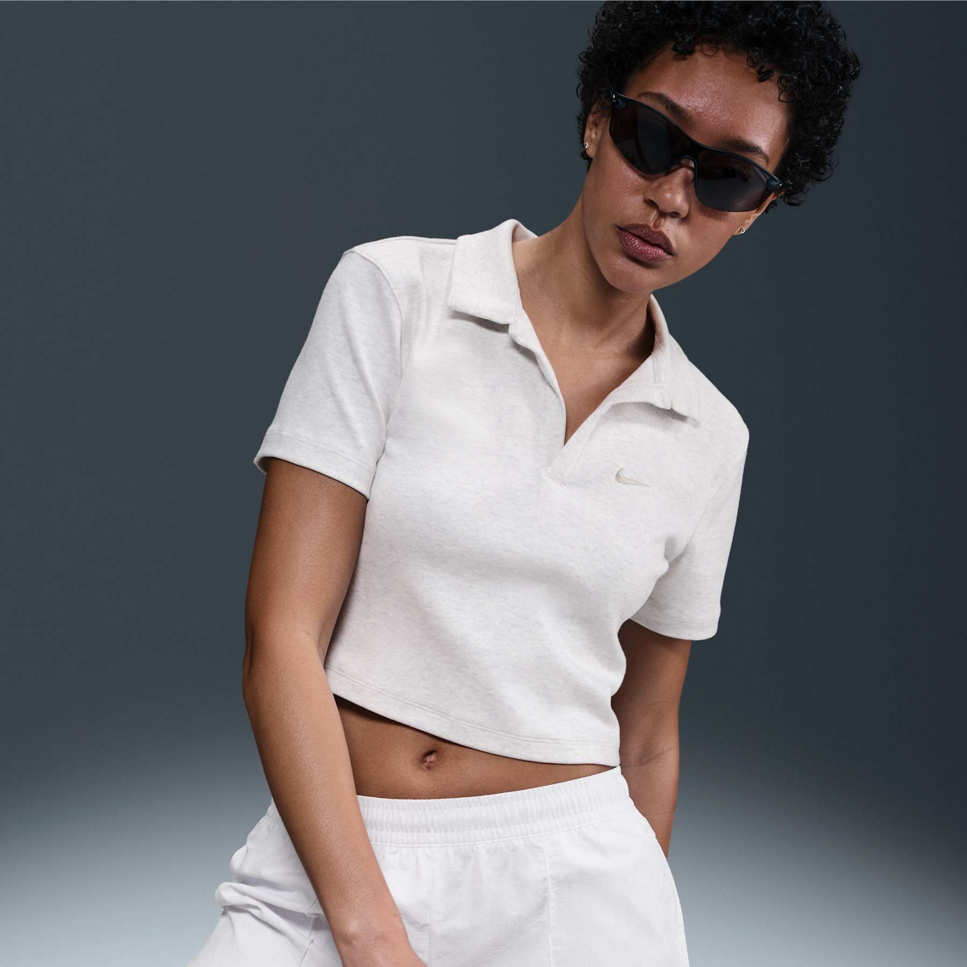 Camiseta Nike Polo Essential Feminina - Foto 1