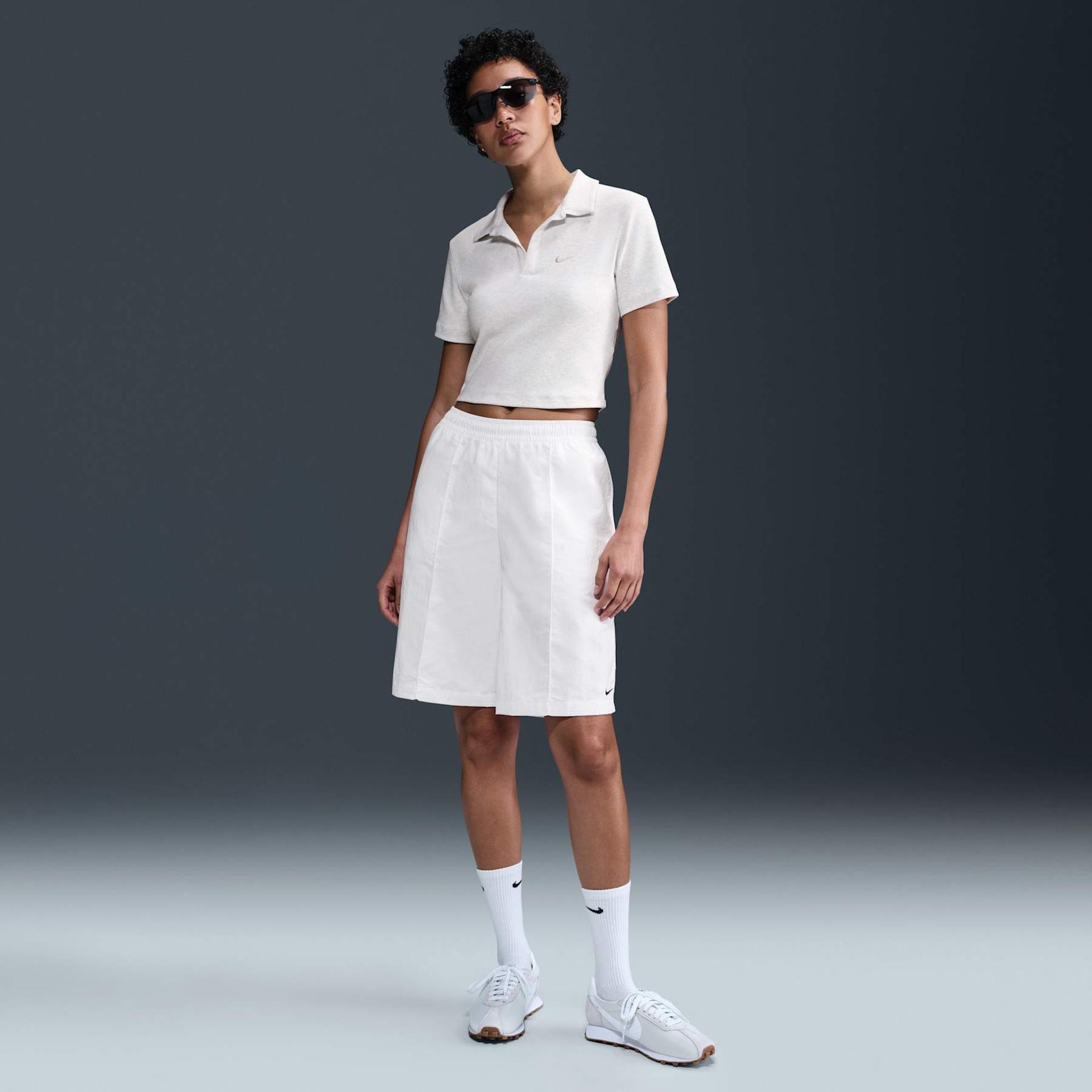 Camiseta Nike Polo Essential Feminina - Foto 4