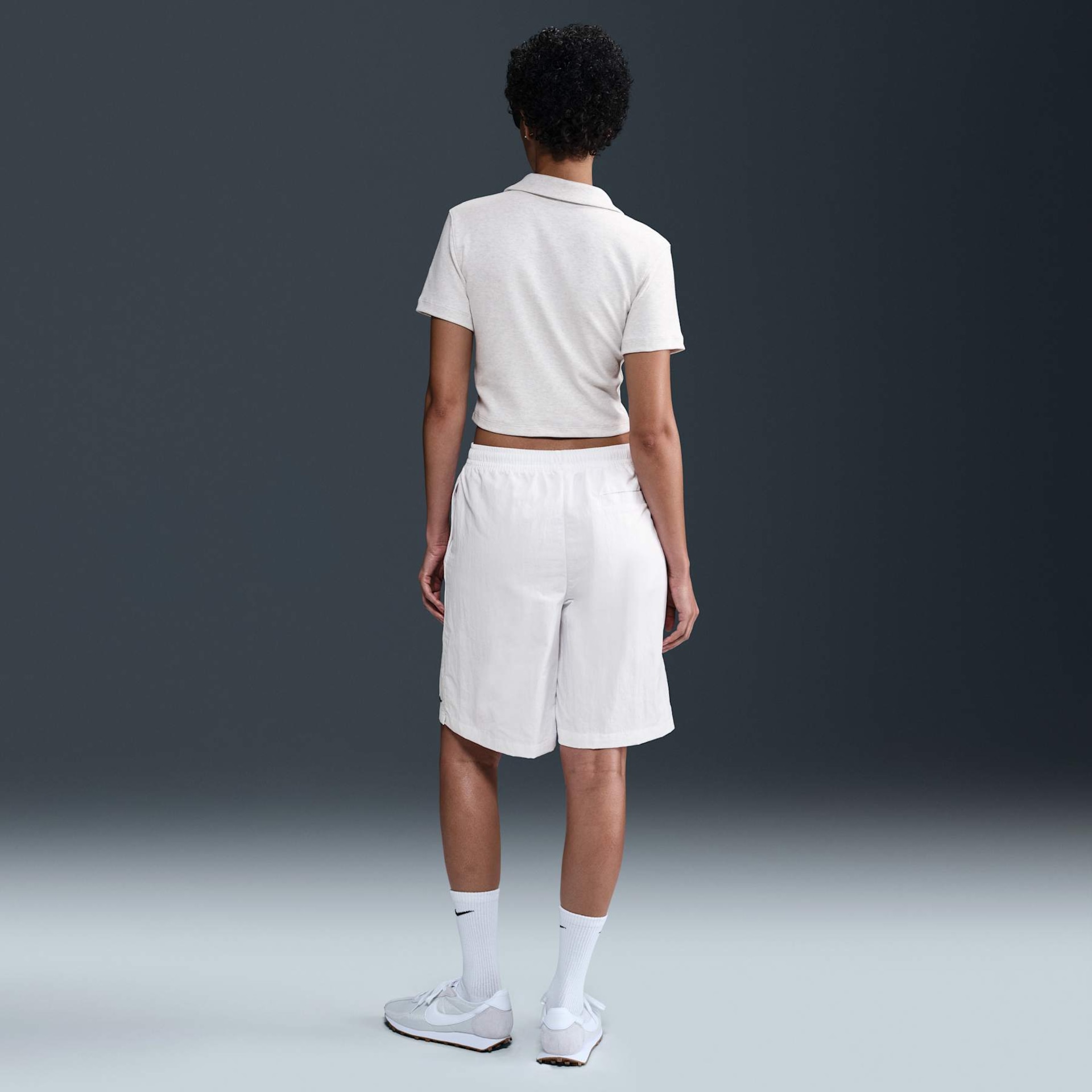 Camiseta Nike Polo Essential Feminina - Foto 5