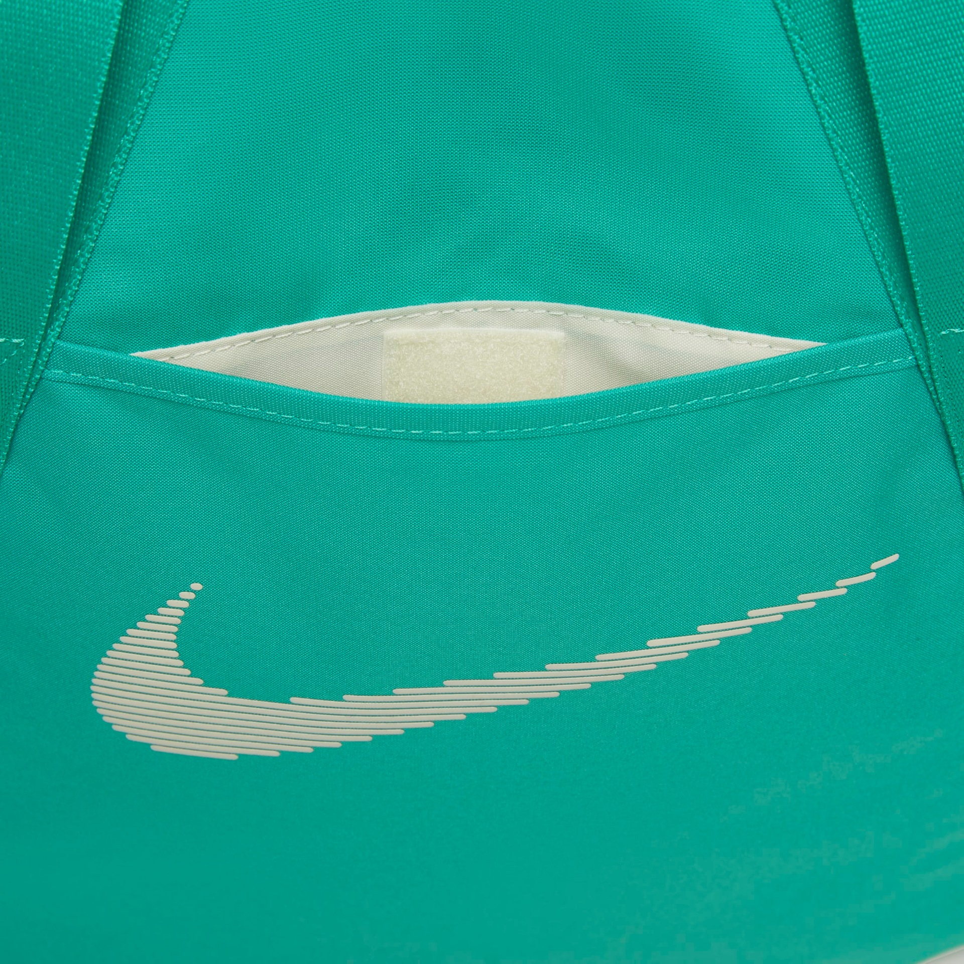Bolsa Nike Gym Tote Feminina - Foto 7