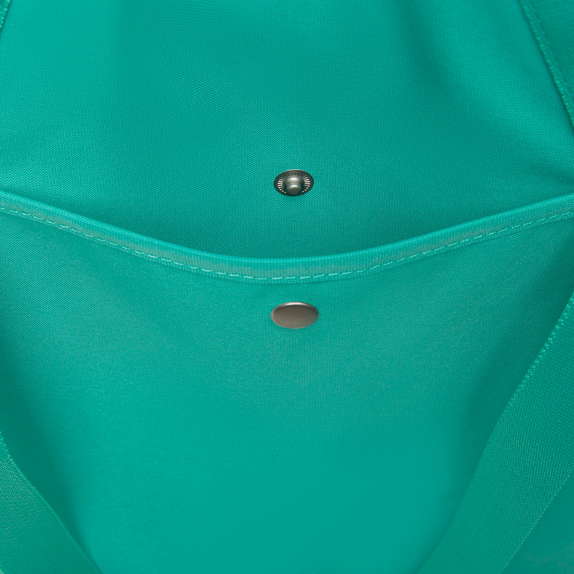 Bolsa Nike Gym Tote Feminina - Foto 8