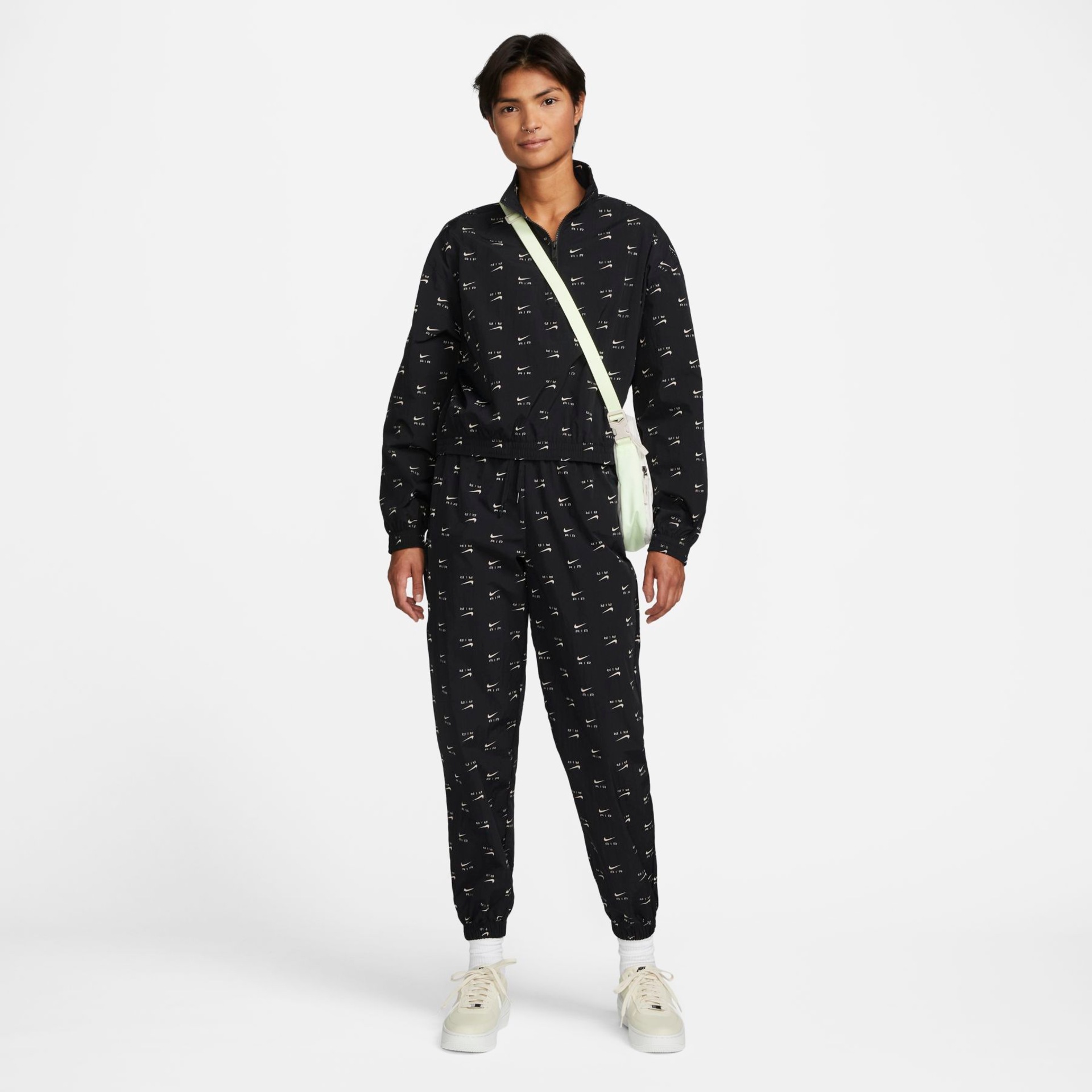 calça nike sportswear woven