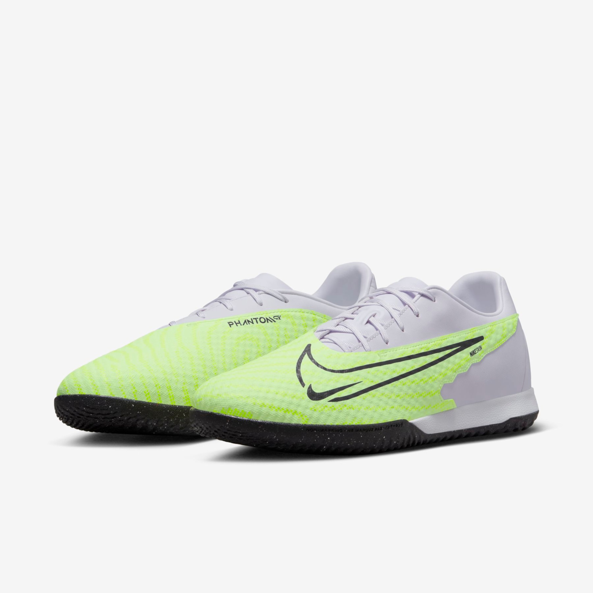 Chuteira Nike Phantom GX Academy Futsal - Foto 5