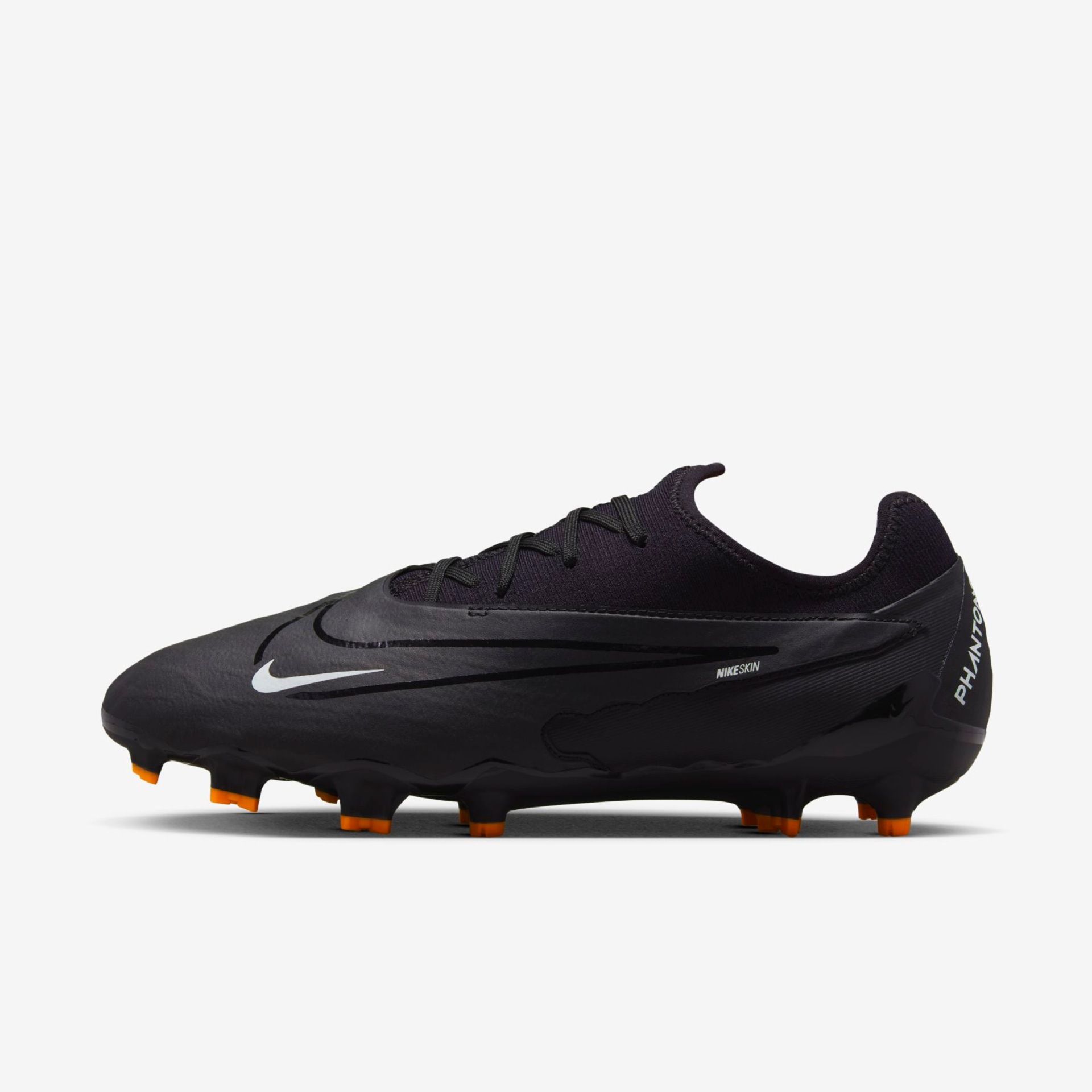 Chuteira Nike Phantom GX Pro Campo - Foto 1