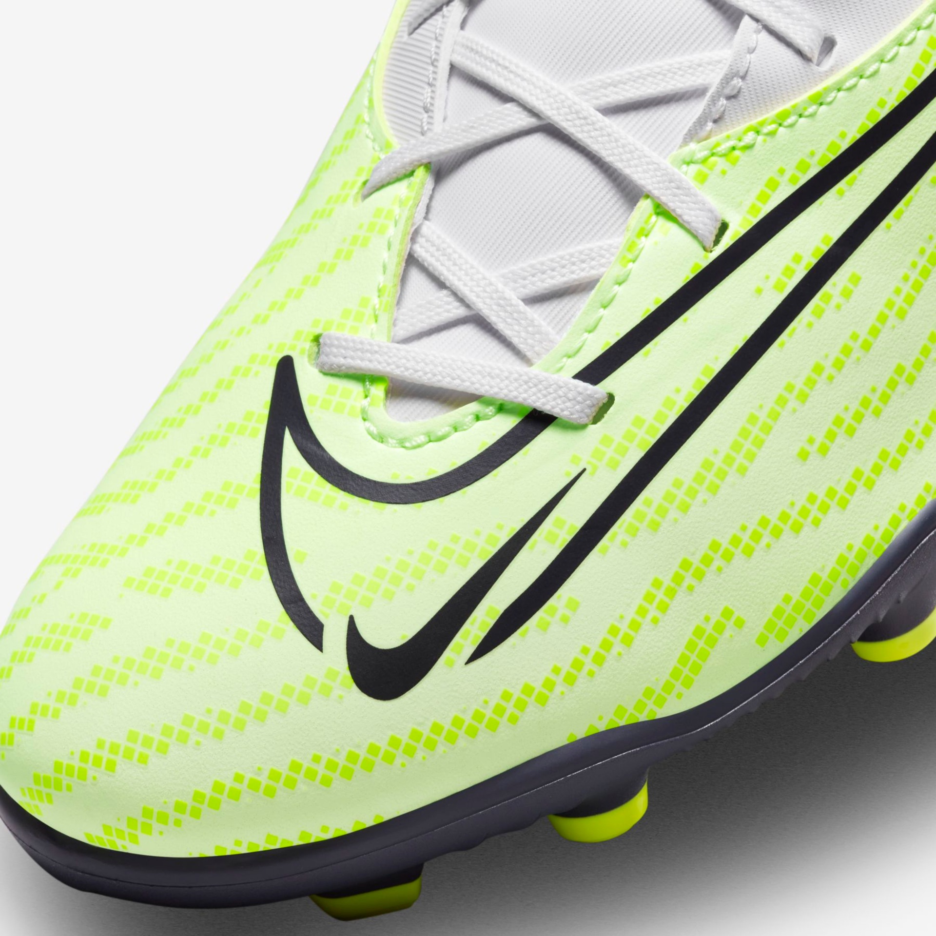 Chuteira Nike Phantom GX Club Infantil Campo - Foto 8