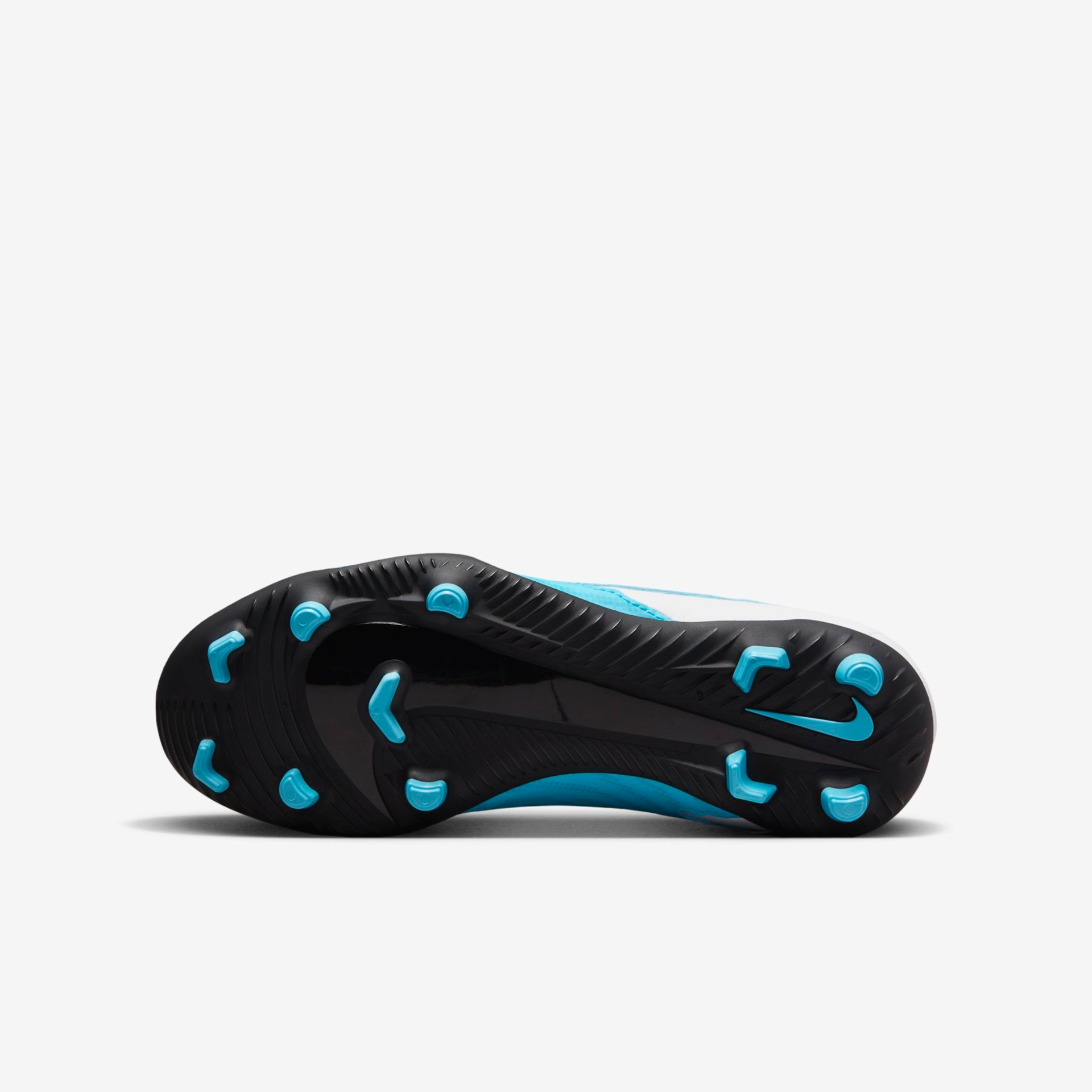 Chuteira Nike Phantom GX Club Campo Infantil - Foto 2